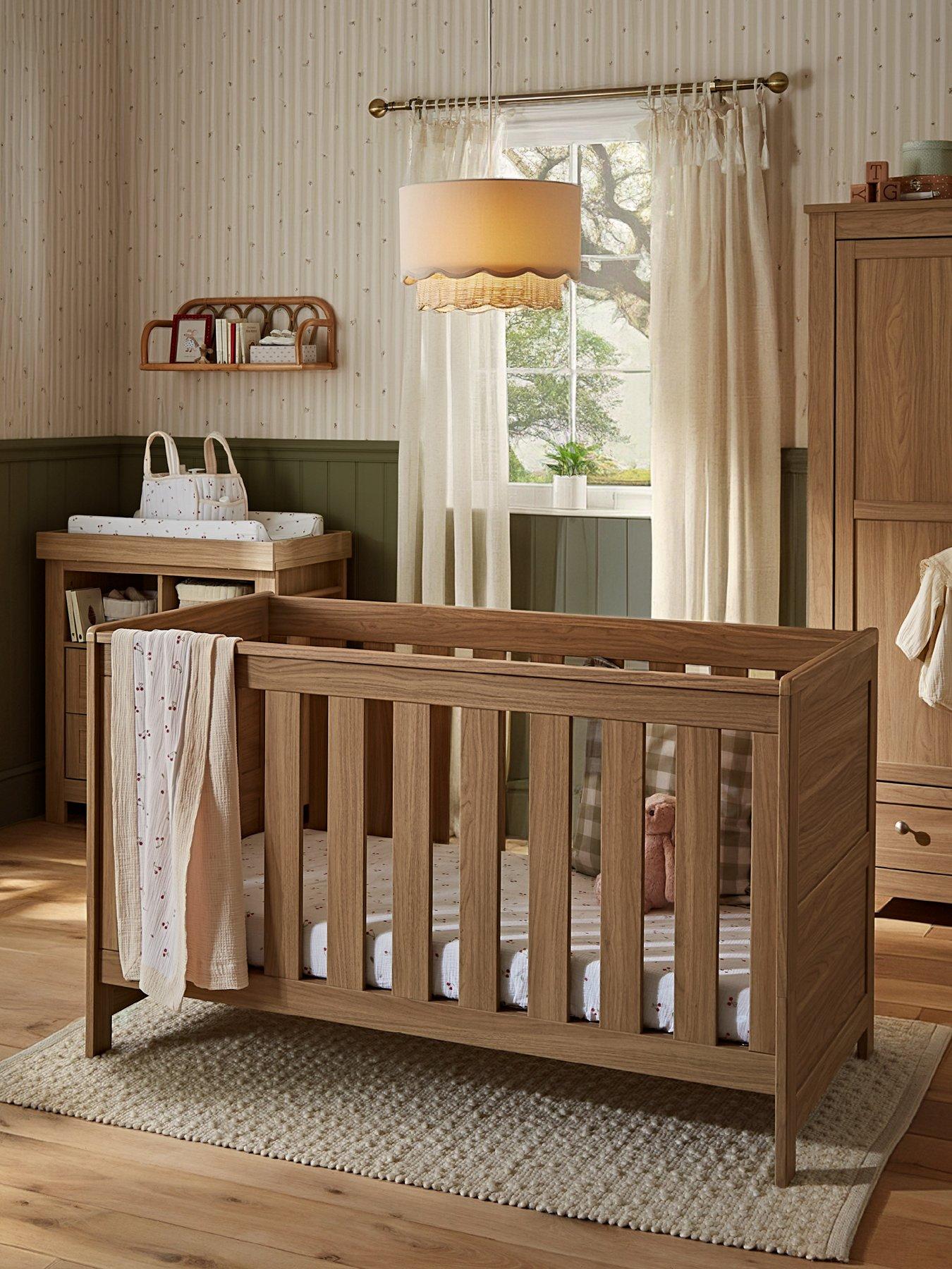 CuddleCo Burford Cot Bed - Oak