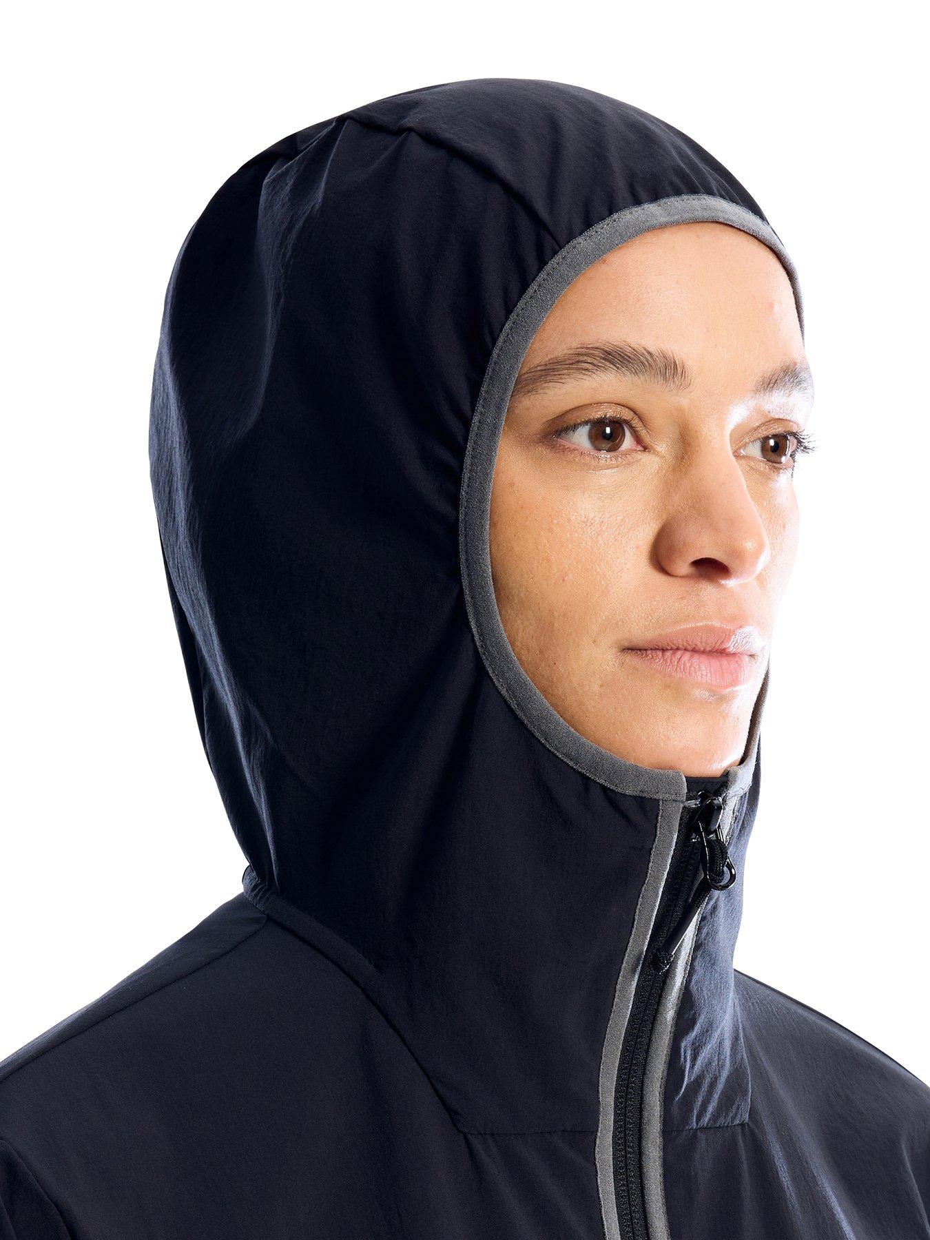 berghaus-womens-wandermoor-windbreaker-blackoutfit
