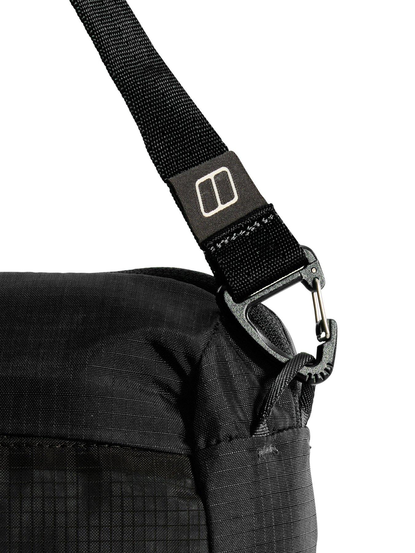 berghaus-unisex-explorer-cross-body-bag-blackoutfit