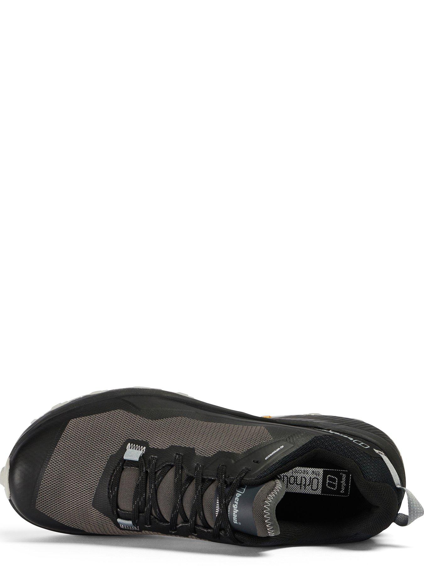 berghaus-mens-revolute-active-hiking-shoes-khakioutfit