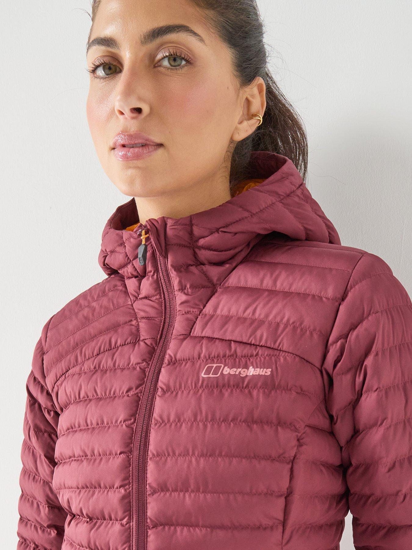 berghaus-womens-nula-micro-jacket-burgundyoutfit