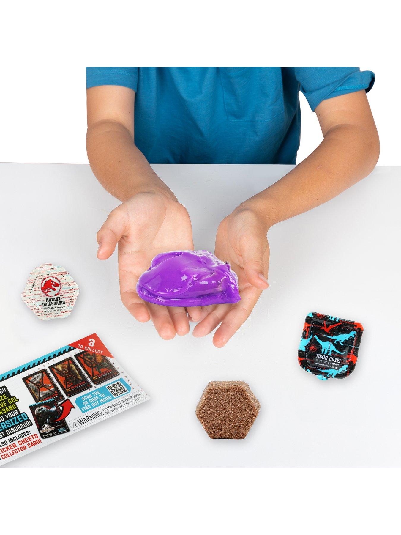 jurassic-world-jurassic-world-captivz-surprise-egg-science-gone-wrongback
