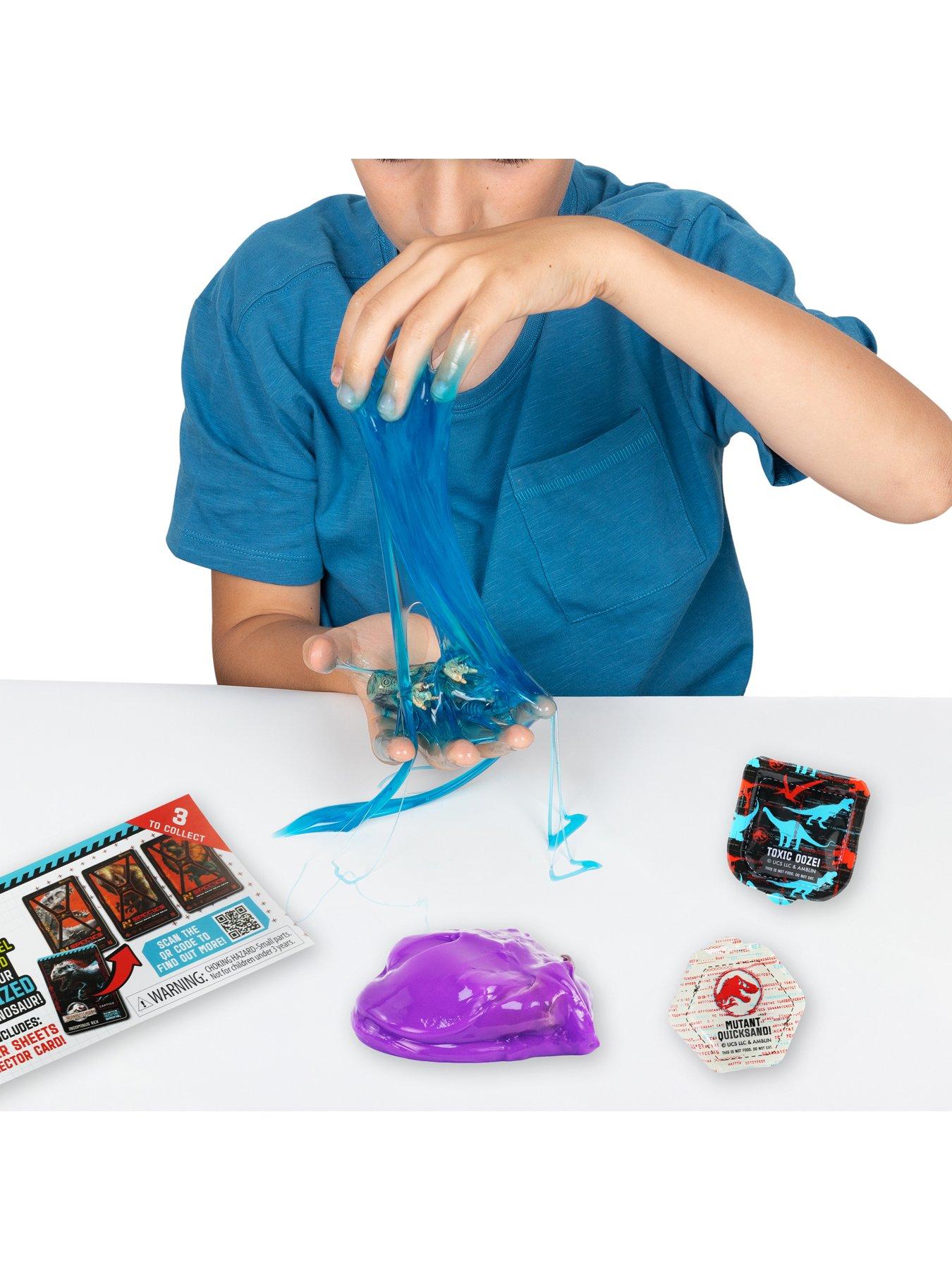 jurassic-world-jurassic-world-captivz-surprise-egg-science-gone-wrongoutfit