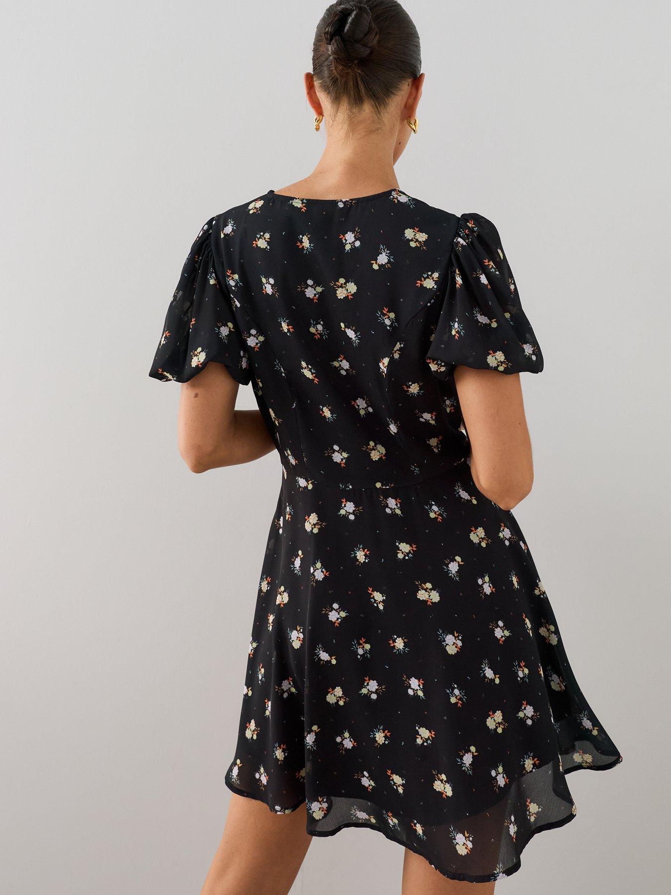 Image 2 of 7 of The Very Collection Printed Frill Tea Dress - Black