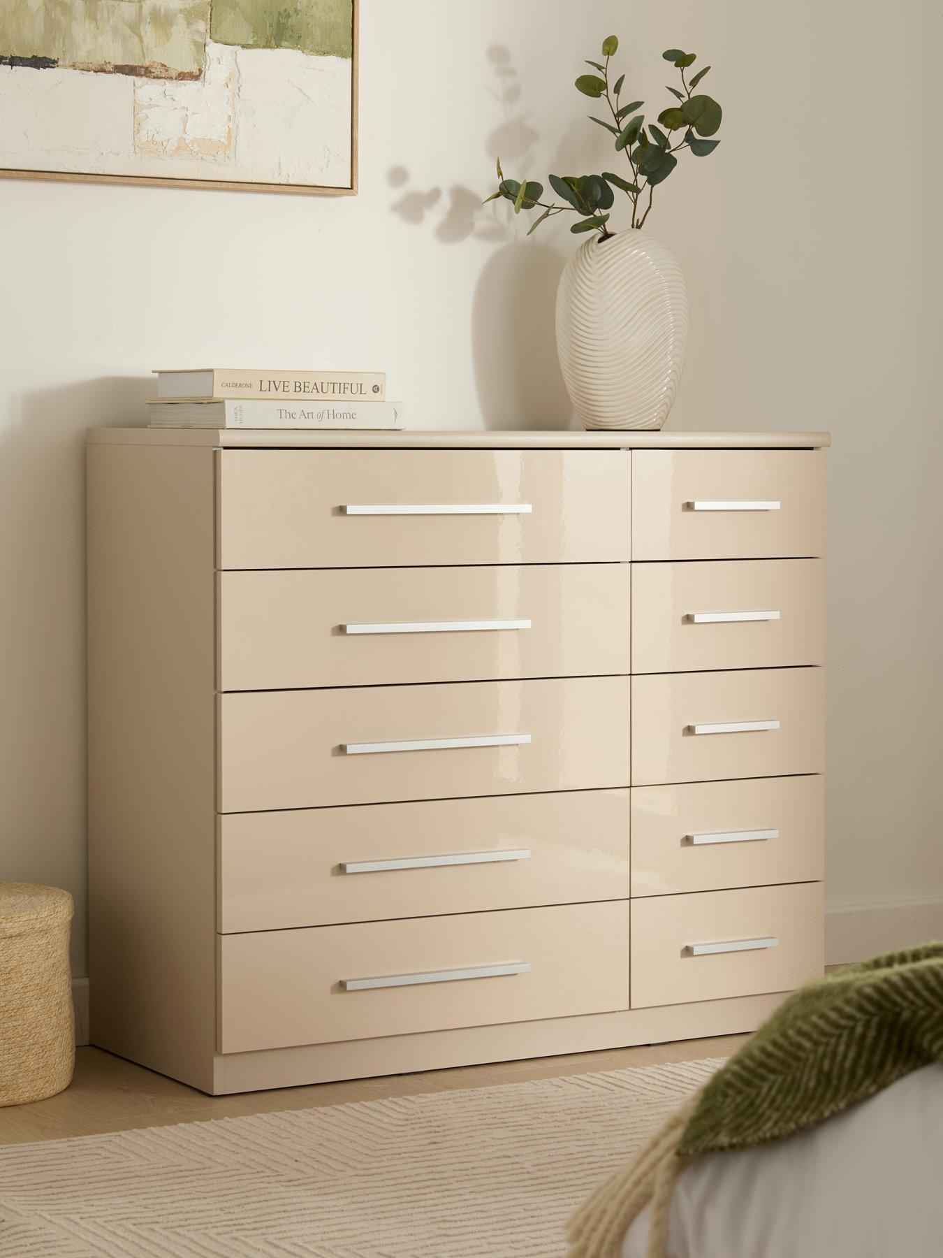 The Very Collection Prague Gloss 5+5 Wide Chest - FSC® Certified