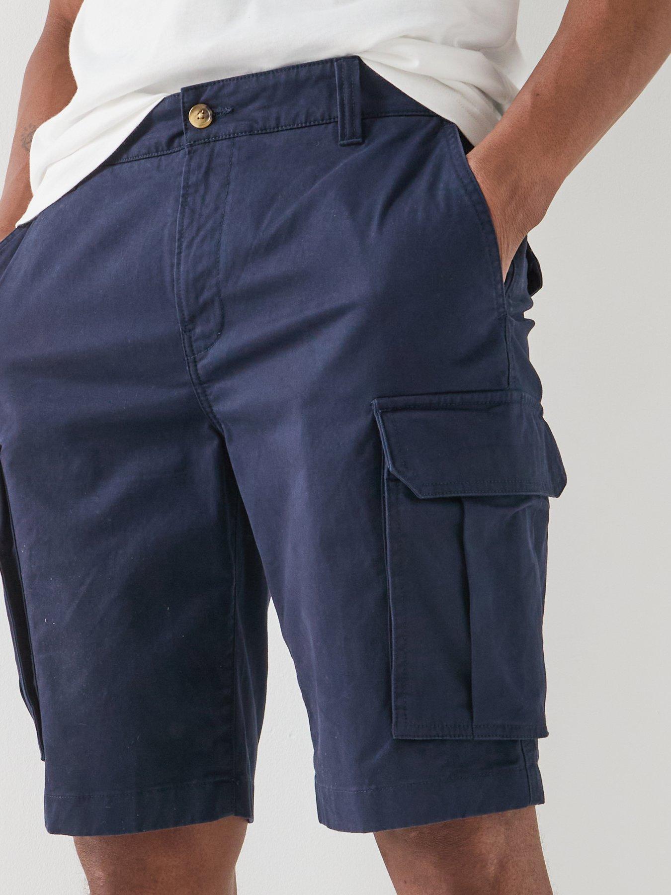 Image 4 of 5 of GANT Regular Classic Cargo Shorts - Navy