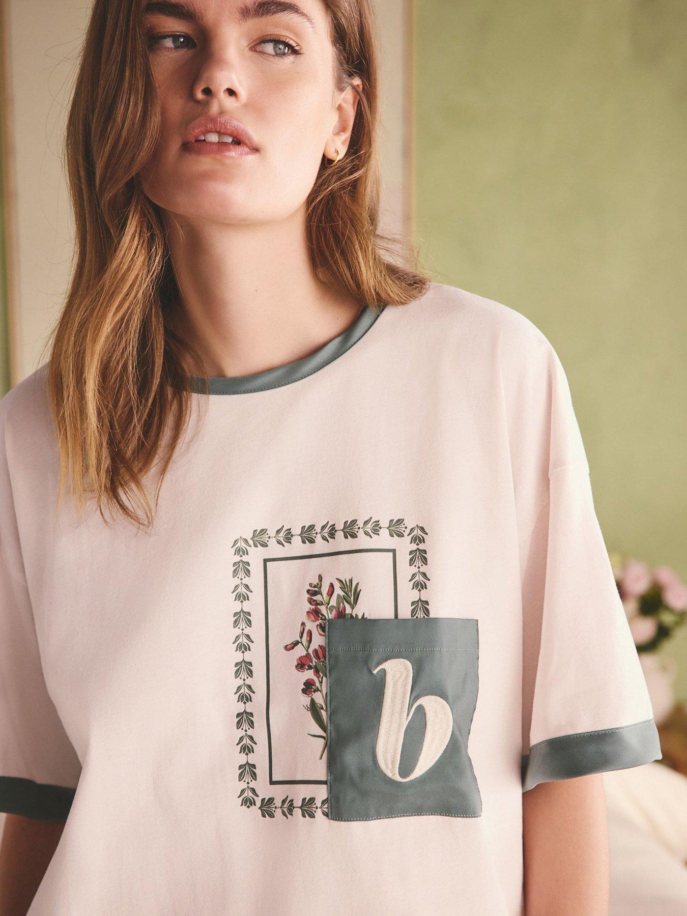Image 4 of 6 of B By Ted Baker Patch Shorts Pyjama Set - Ecru/Green