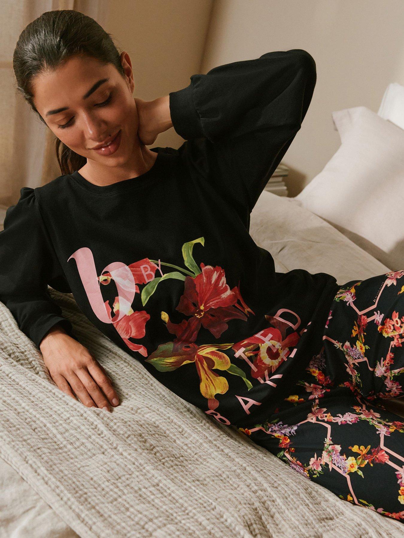 b-by-ted-baker-floral-pyjama-set-blackdetail