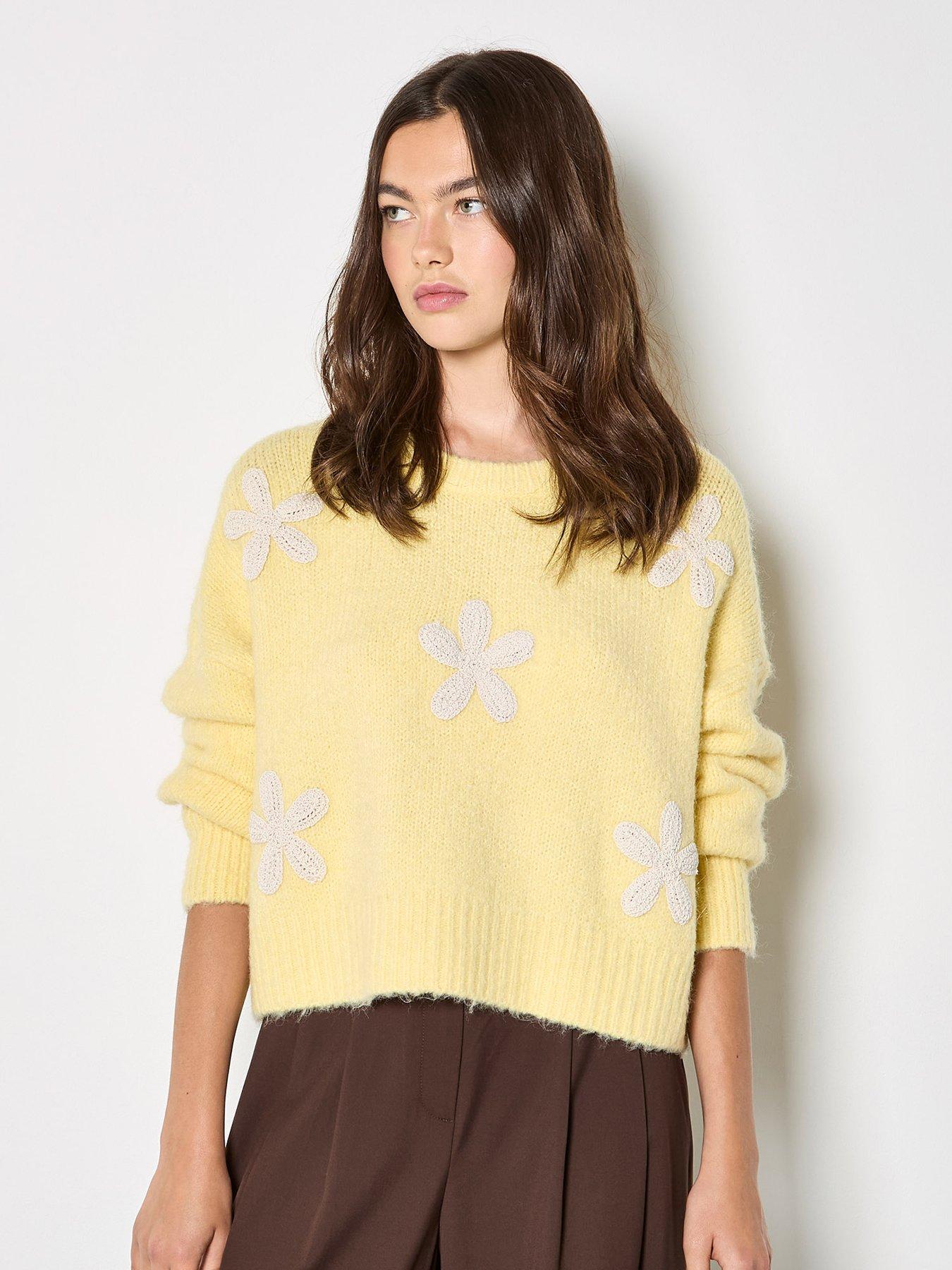 apricot-daisy-applique-chunky-knit-jumperfront