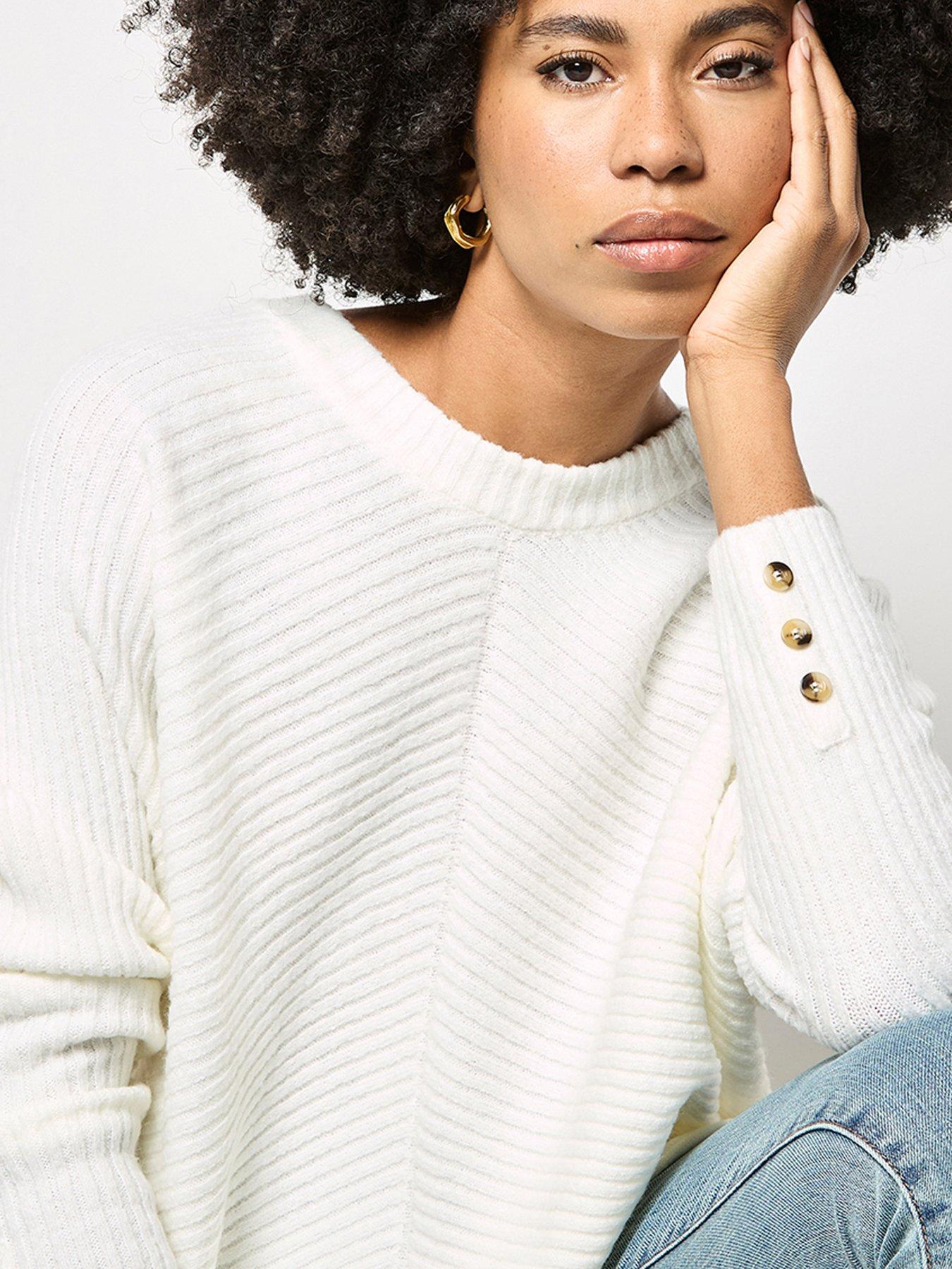Image 5 of 5 of Apricot Chevron Knit Batwing Jumper