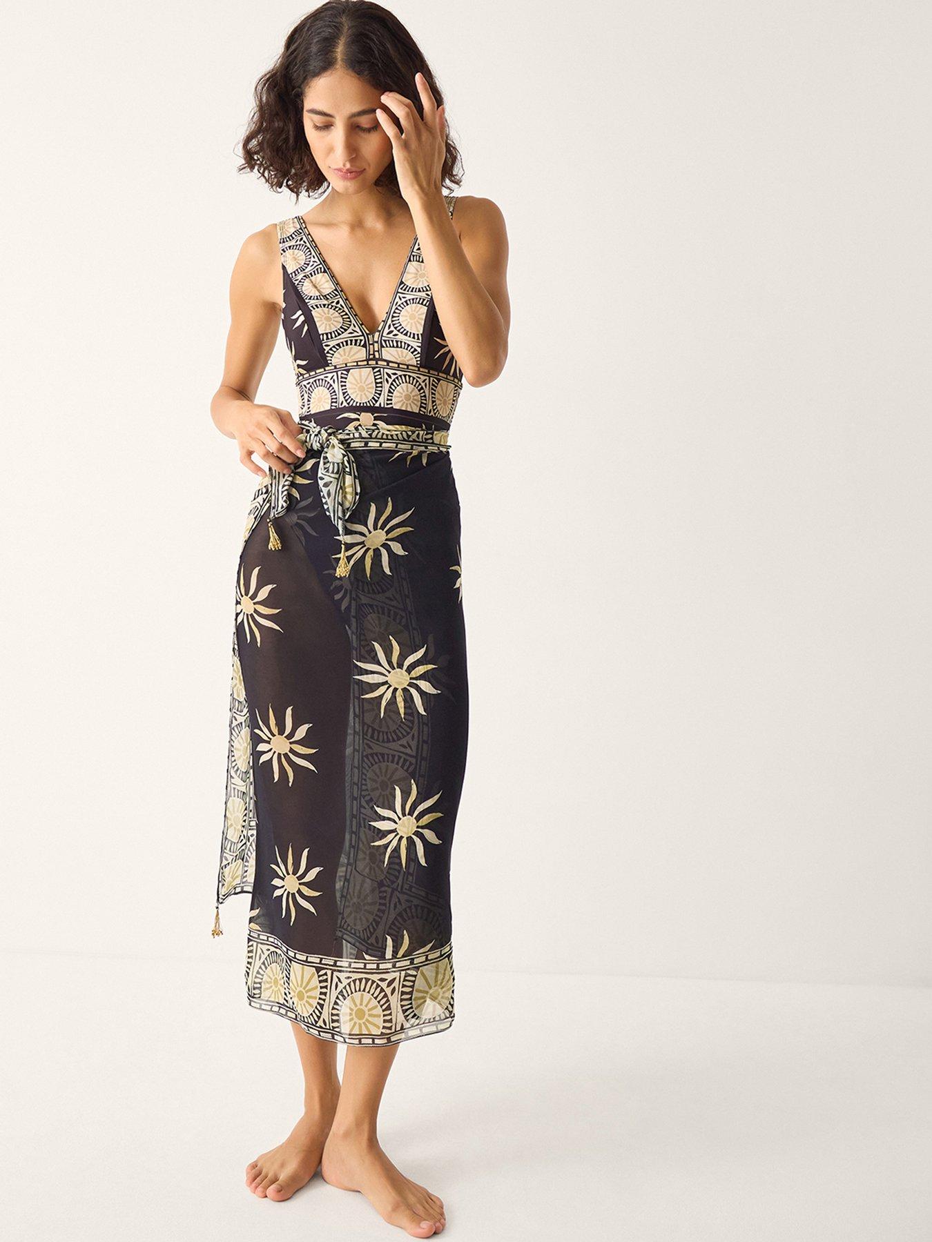 Image 4 of 5 of Monsoon Tashie Sun Sarong