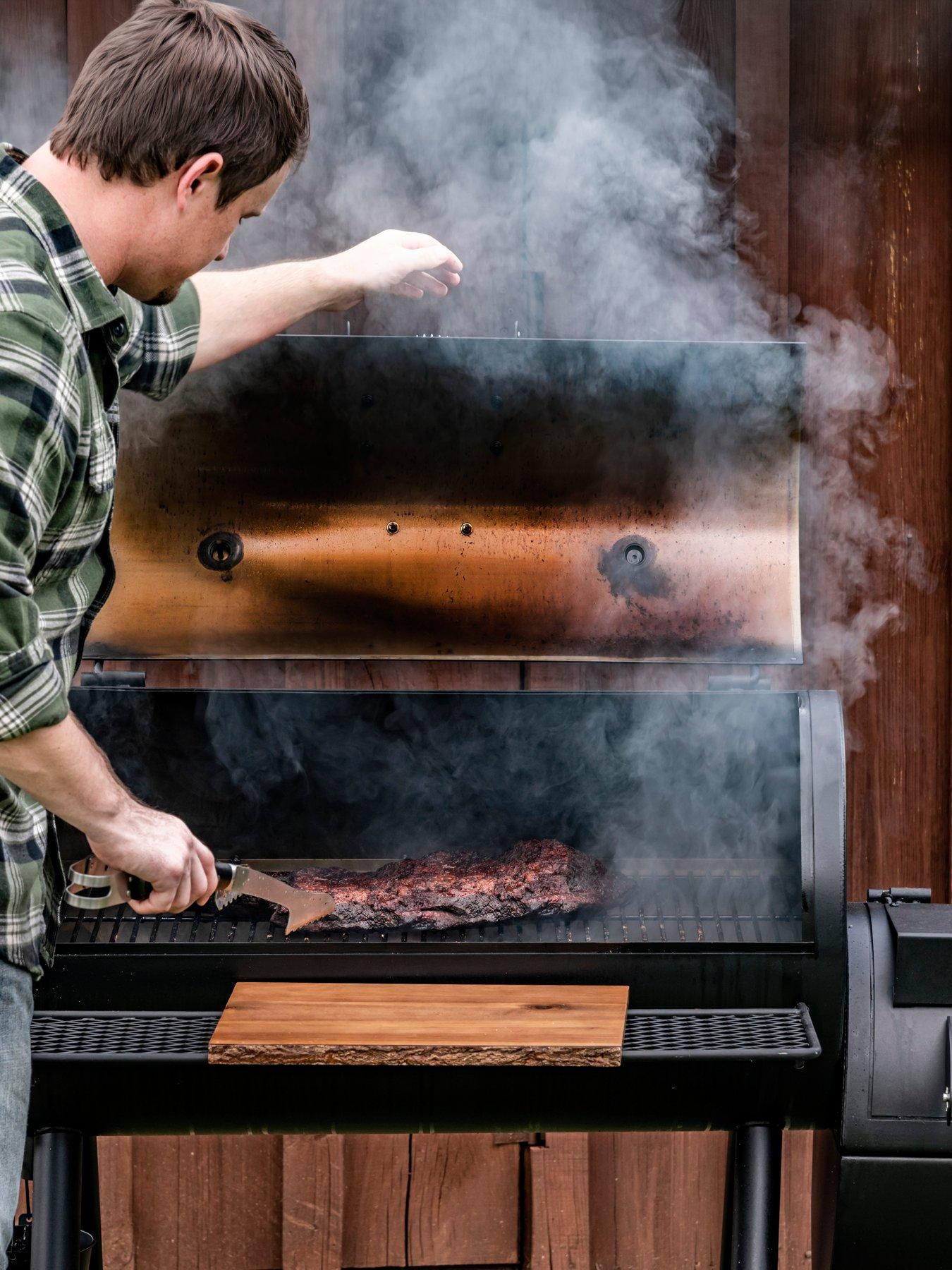 Oklahoma Joe Highland Charcoal Smoker