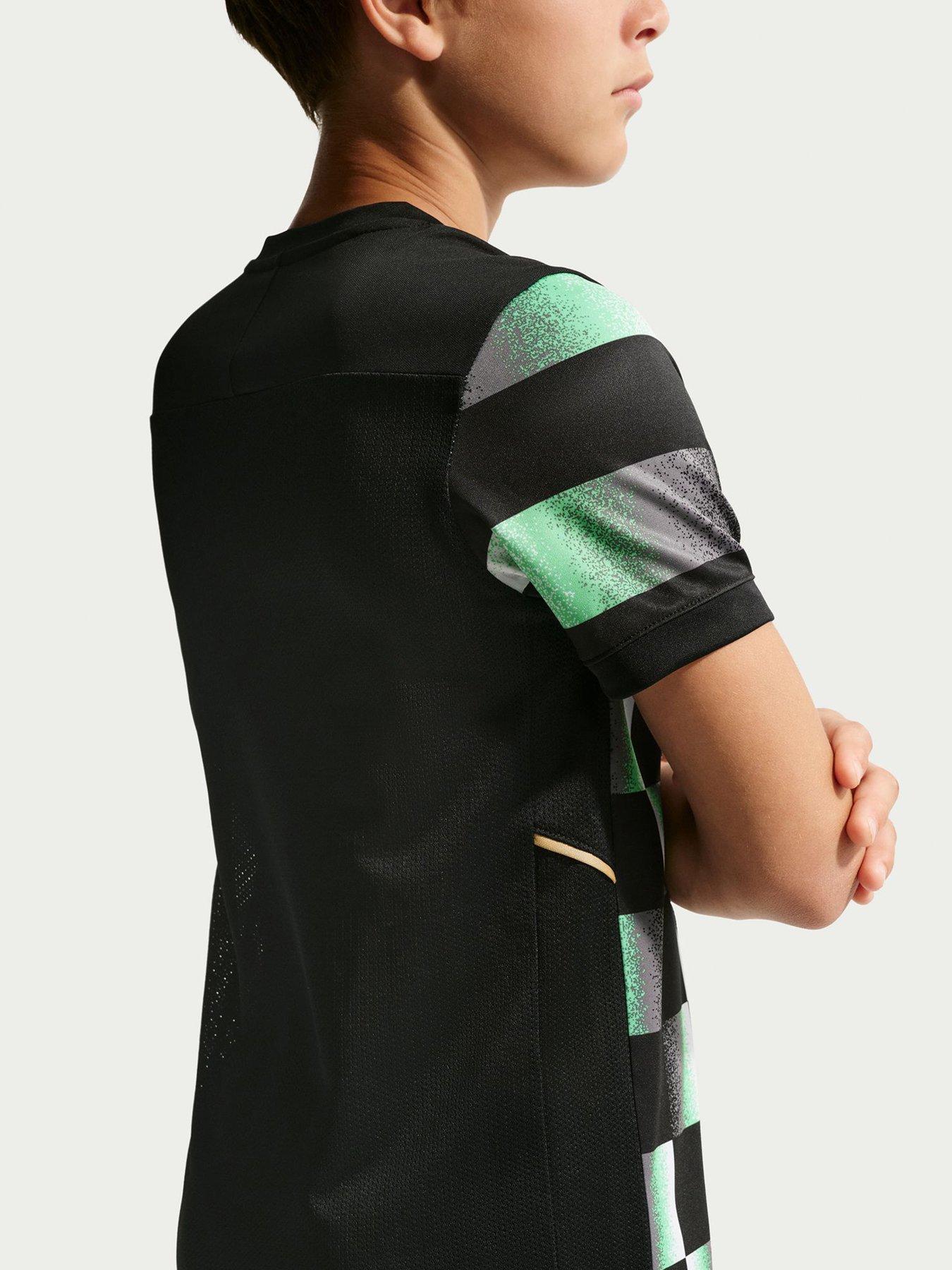 Image 7 of 7 of Nike Junior Mbappe Academy Dri-Fit Academy25 Short Sleeve Top - Black