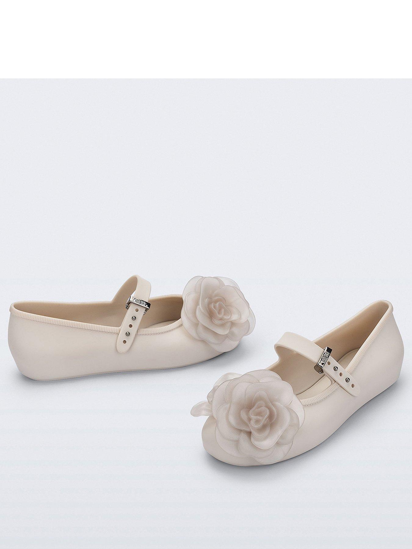 mini-melissa-soft-ballerina-petals-beigestillFront
