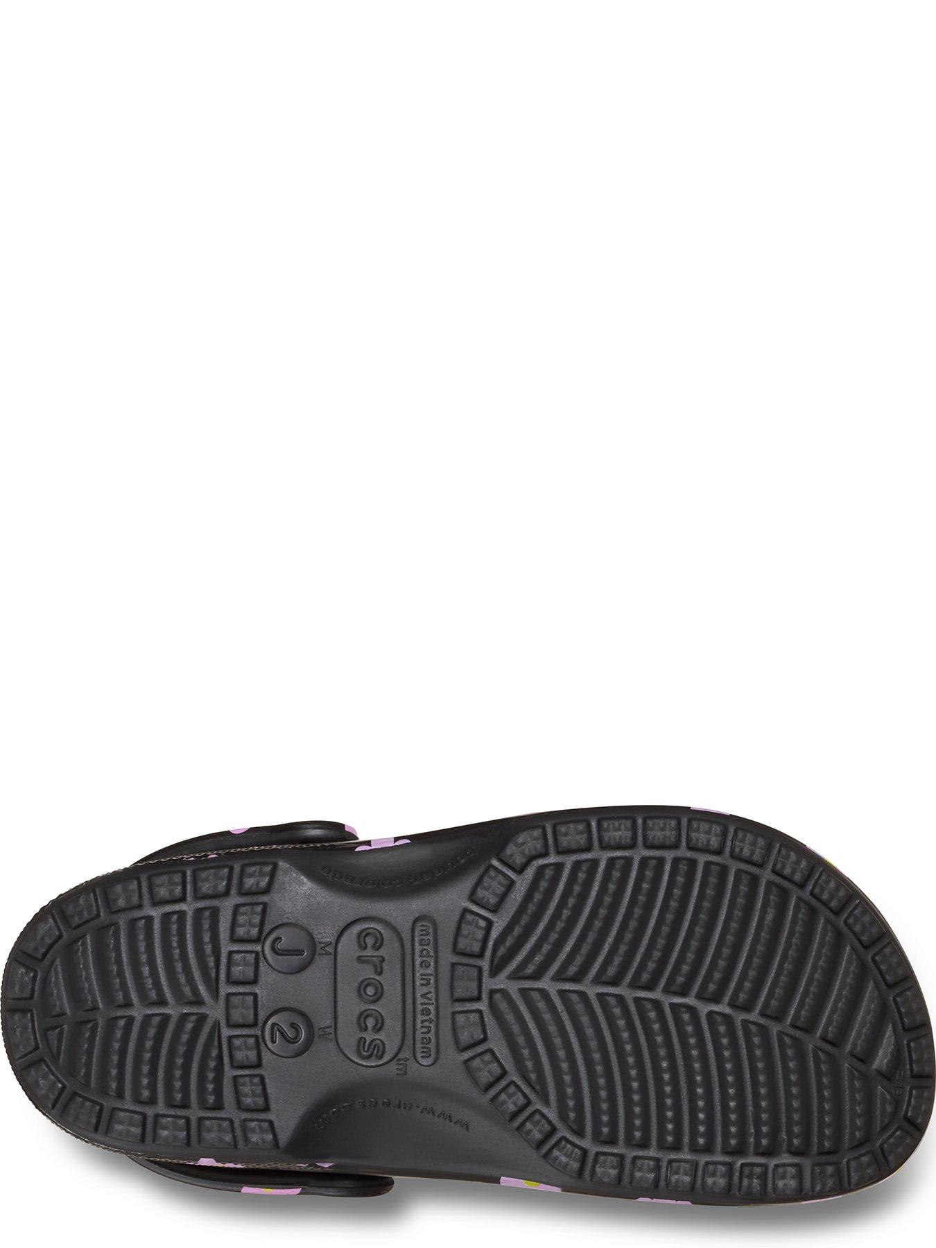 crocs-kids-classic-flower-clog-blackdetail