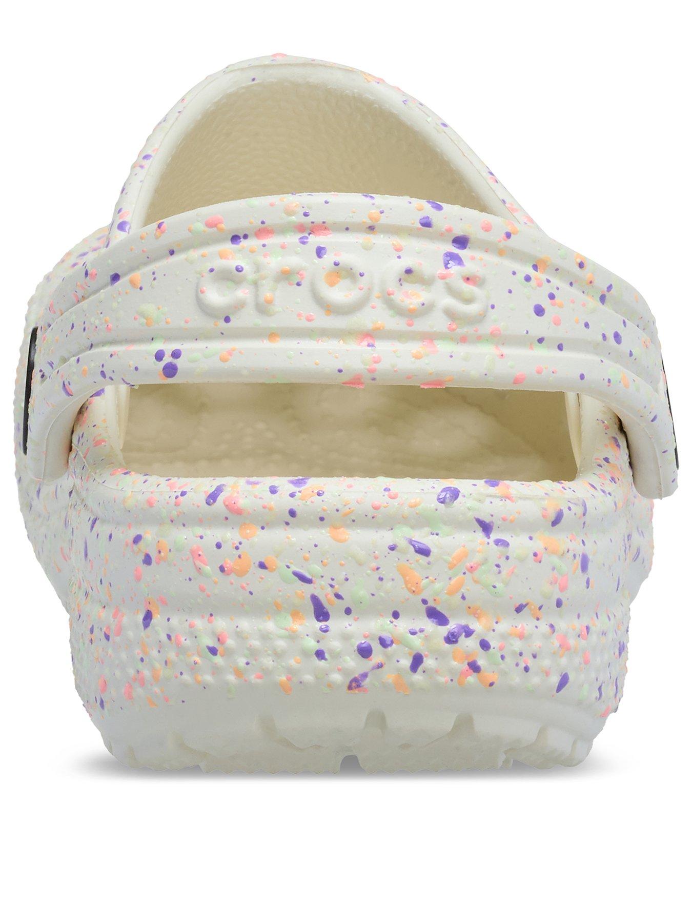 Image 3 of 6 of Crocs Girls Classic Glow Paint Splatter Clogg - White/Multi