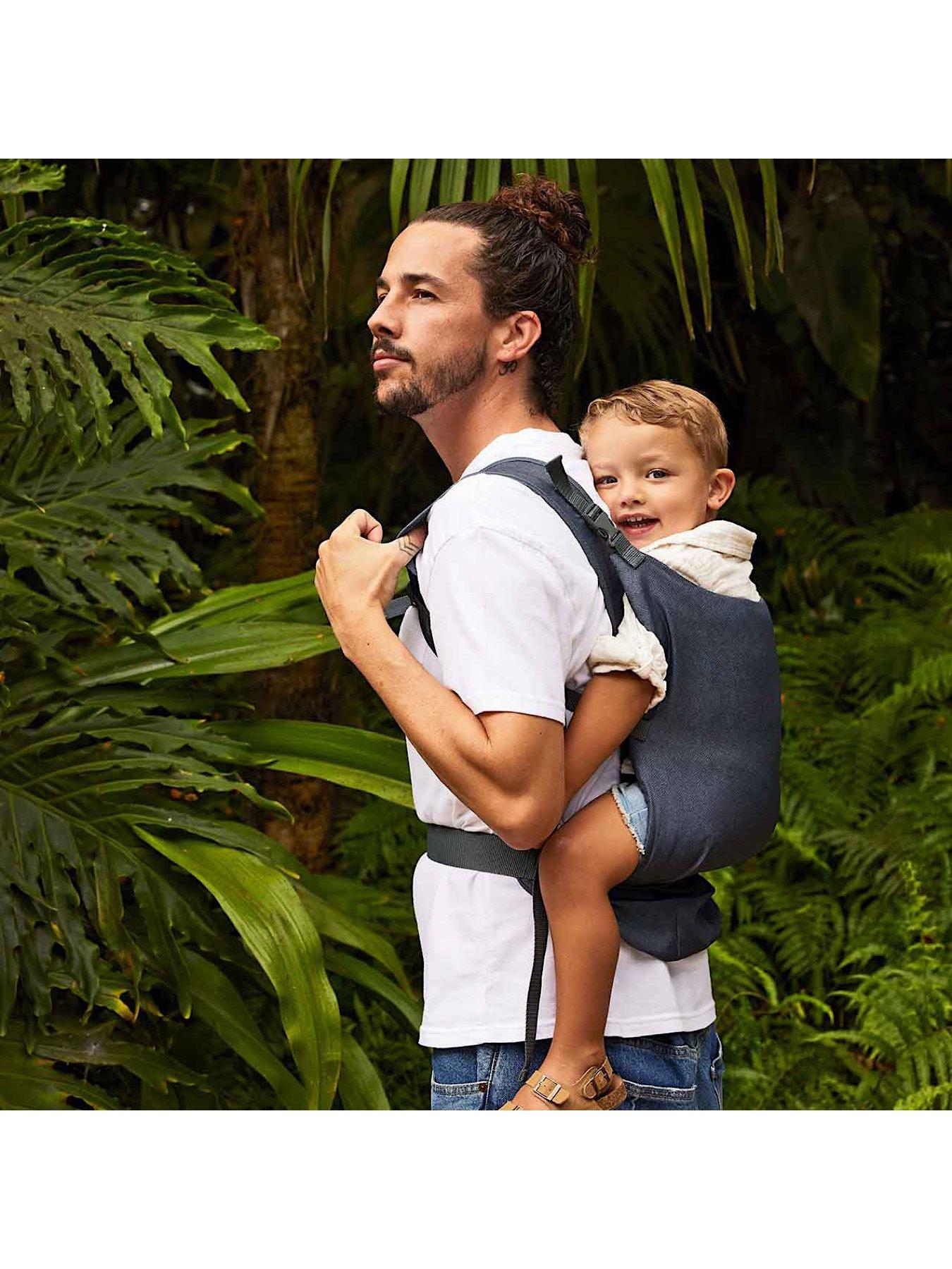 Image 4 of 4 of Infantino Fold n Go 2 in 1 Travel Carrier