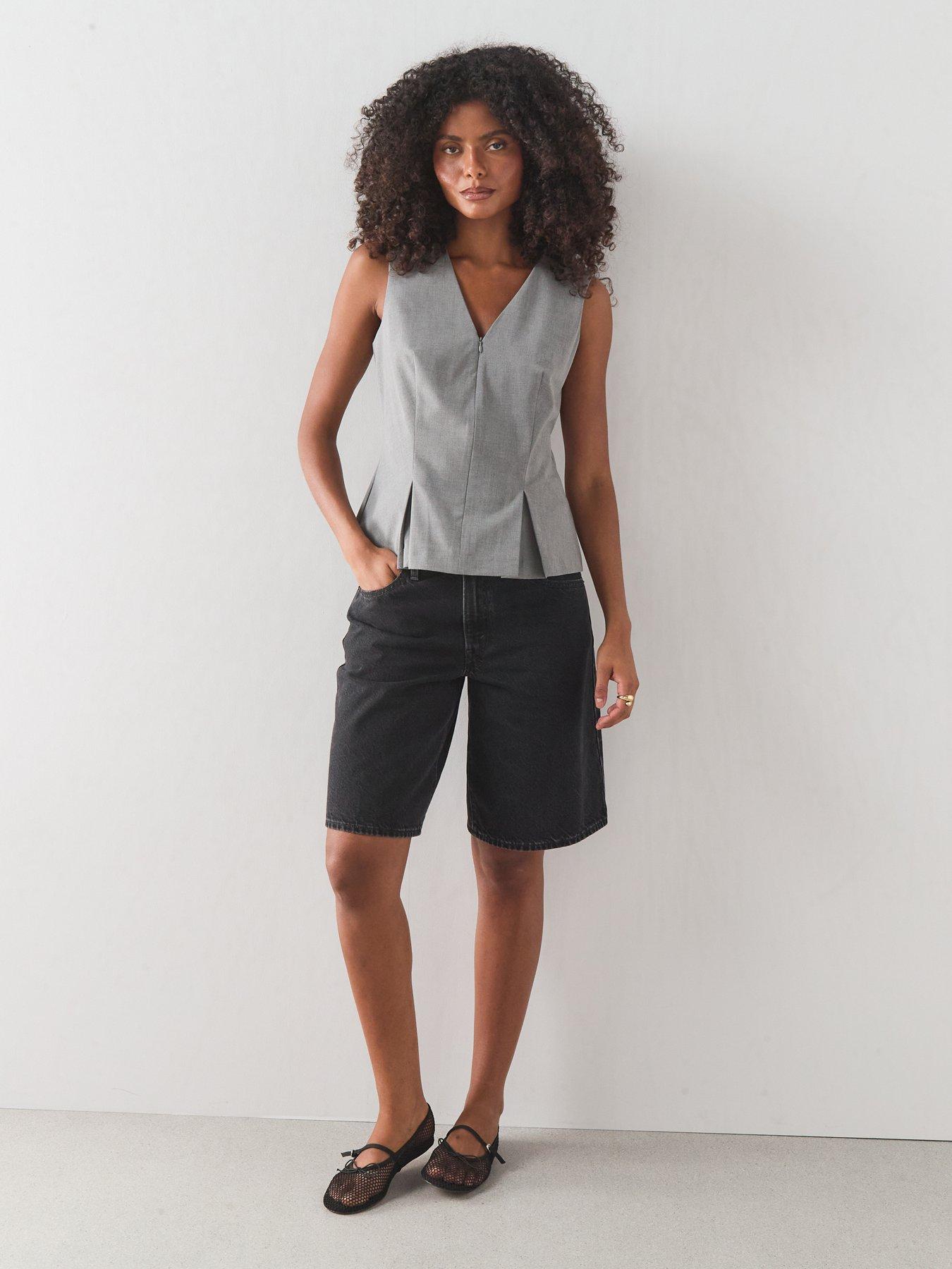 Image 3 of 7 of The Very Collection Split Front Waistcoat - Grey