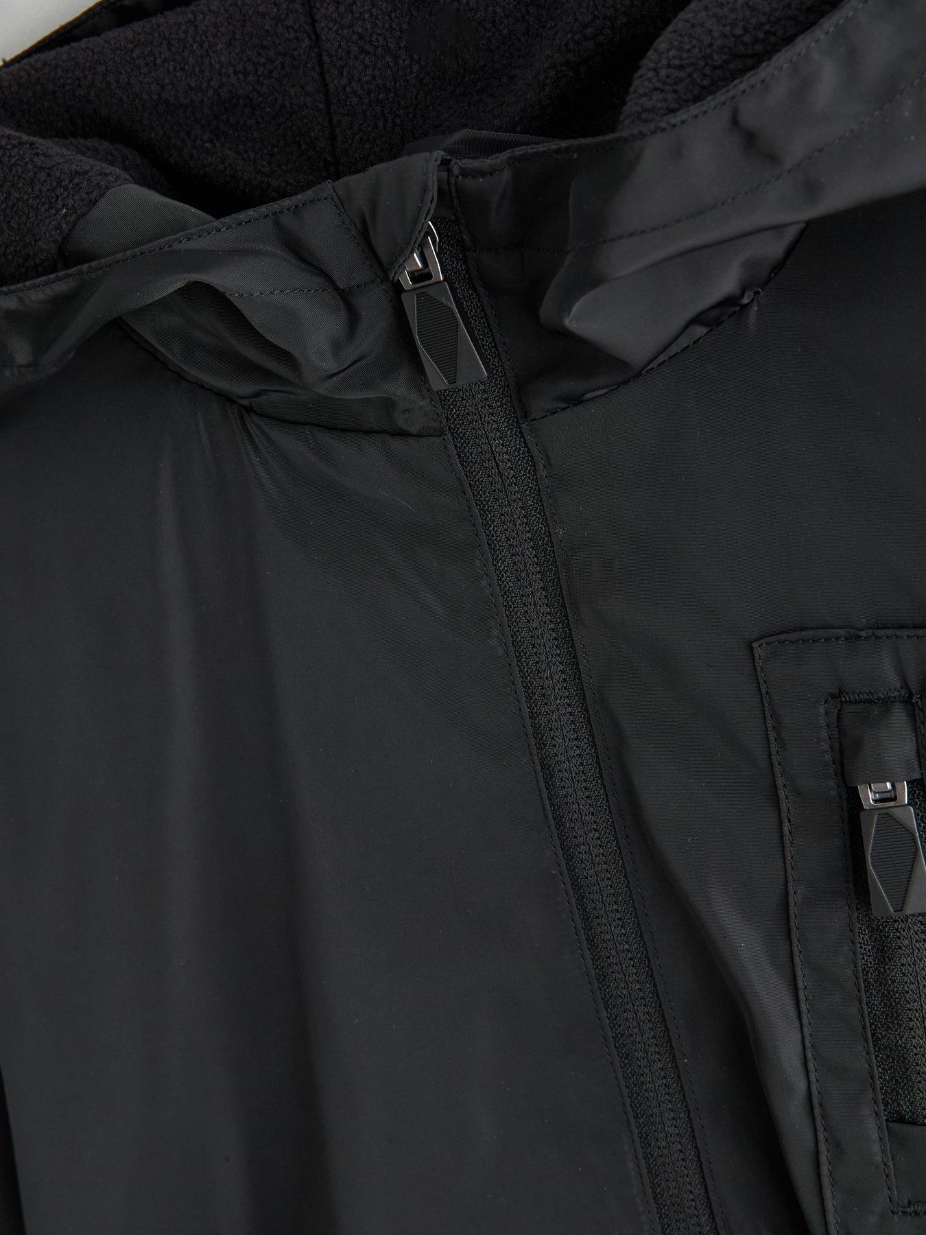 Image 3 of 6 of The Very Collection Boys Lightweight Technical Sports Jacket (3-16 years) - Black