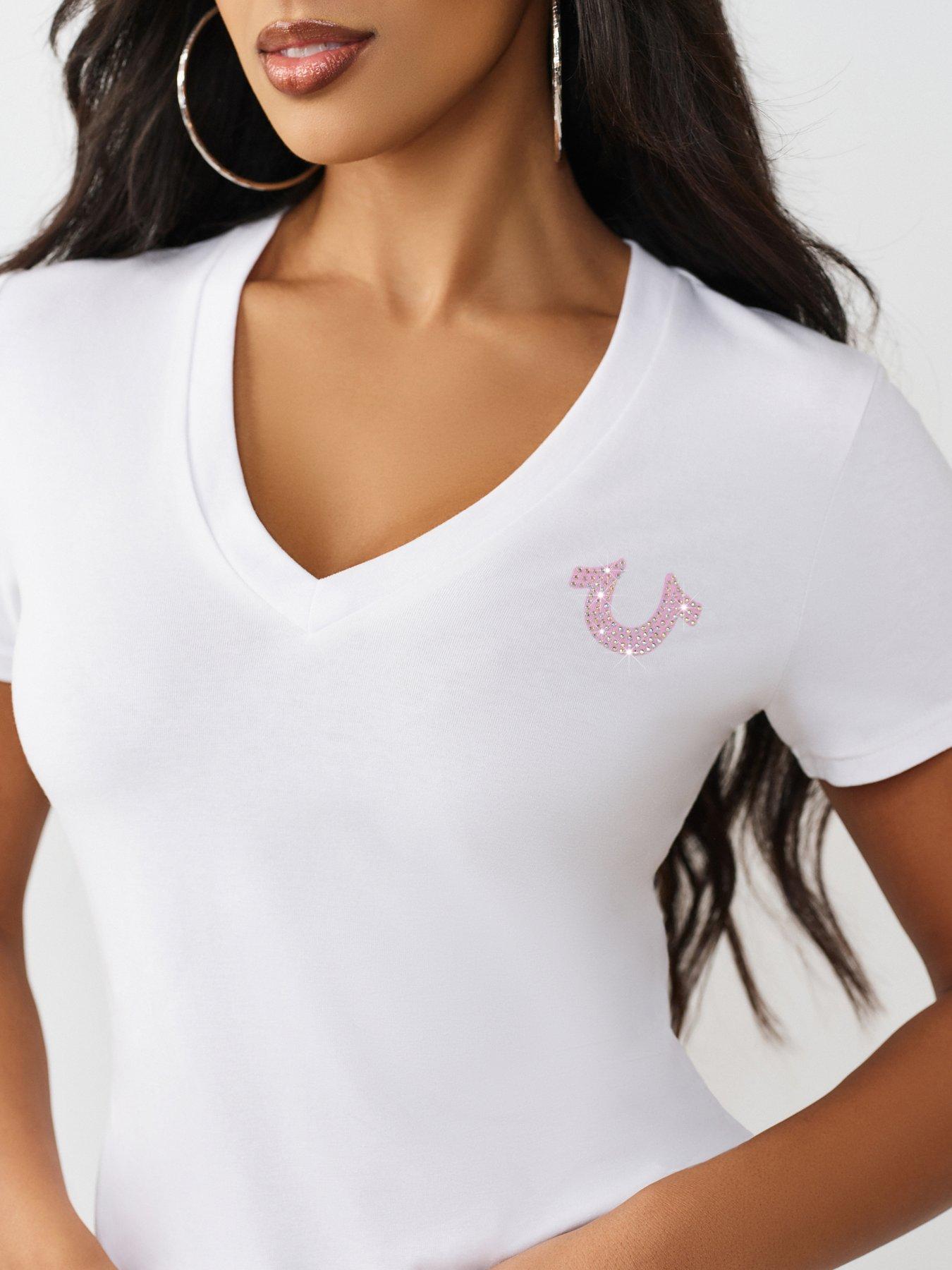 true-religion-crystal-v-neck-teeoutfit