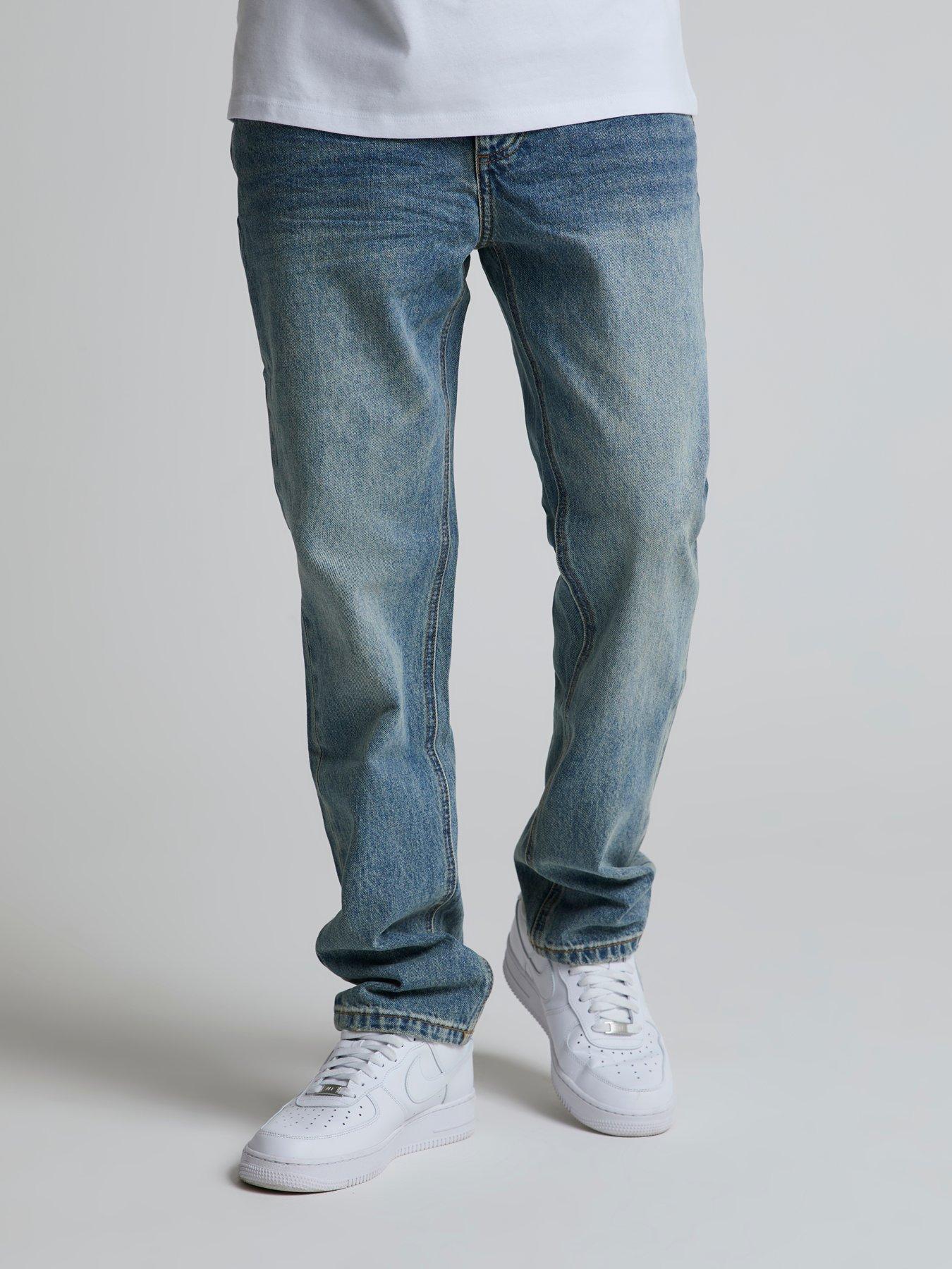 alessandro-zavetti-fontini-relaxed-loose-slight-distressed-jeans-light-blueoutfit