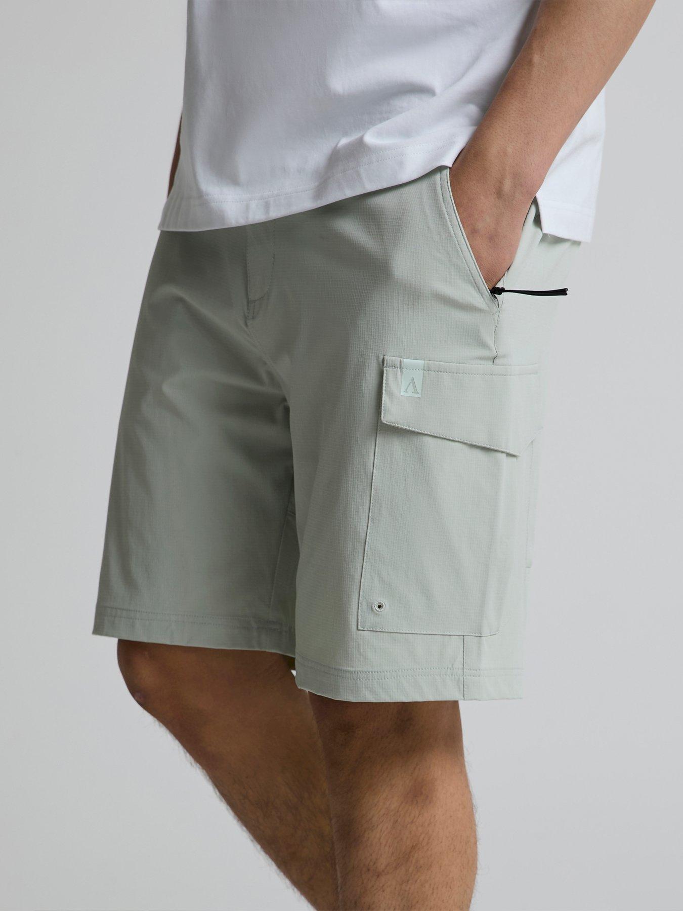 alessandro-zavetti-ultizzi-woven-tech-shorts-greydetail