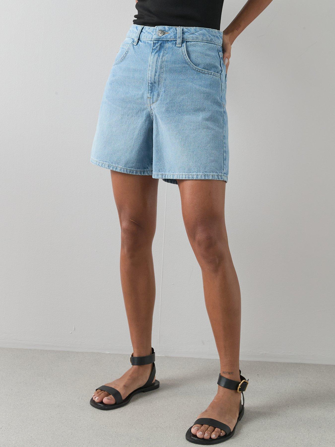 the-very-collection-denim-bermuda-shorts-mid-washdetail