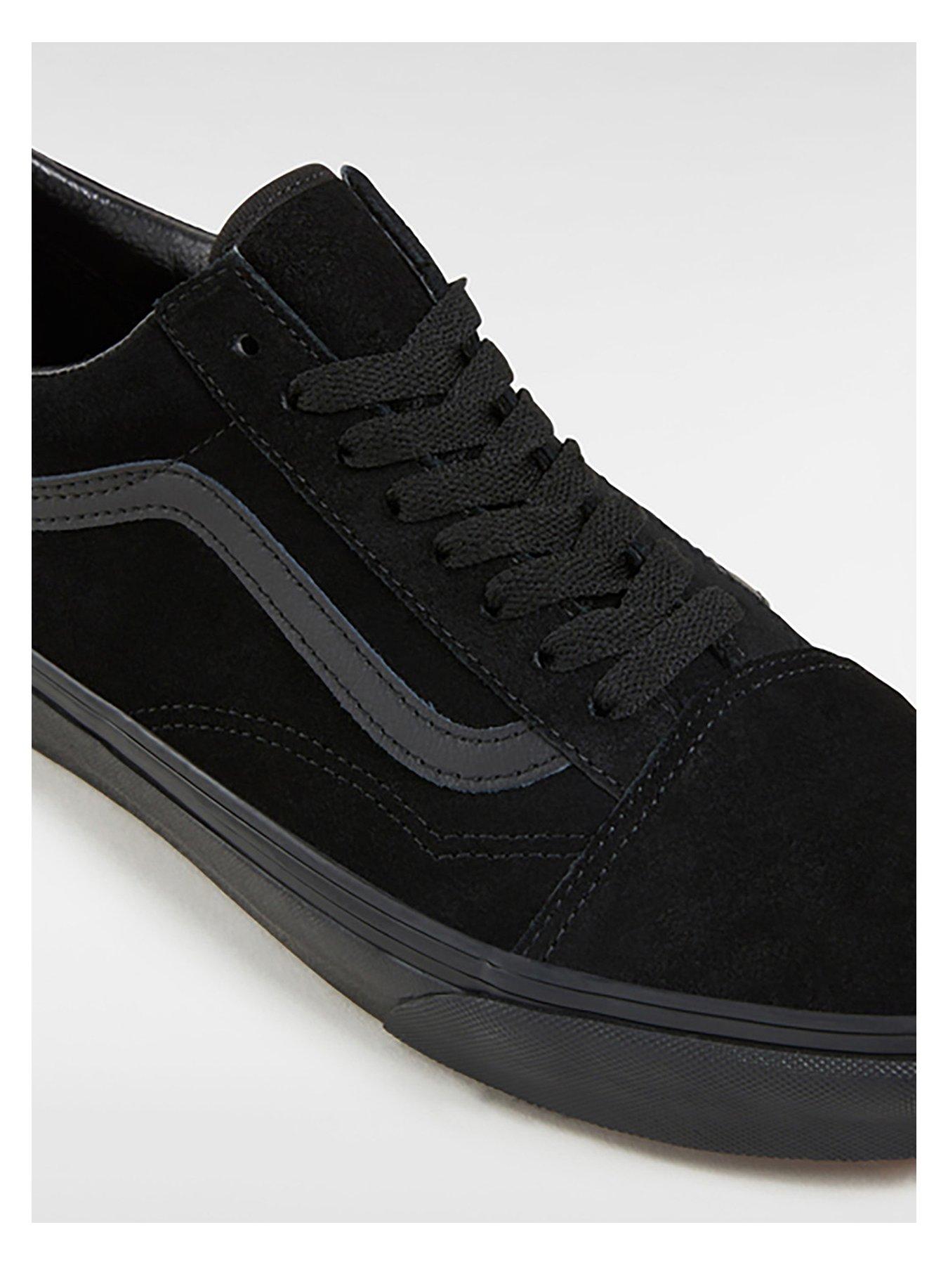 vans-unisex-old-skool-trainers-blackoutfit