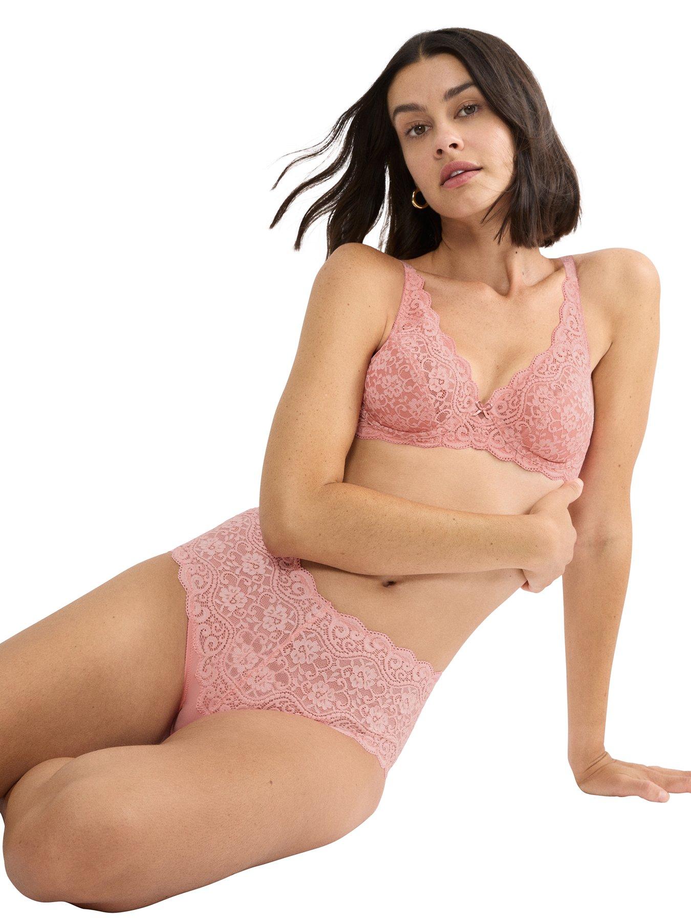 triumph-amourette-w-wired-bra-pinkback