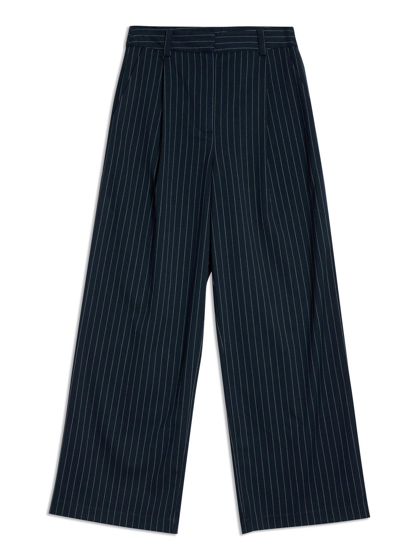 albaray-pinstripe-pleat-trouser-navyoutfit
