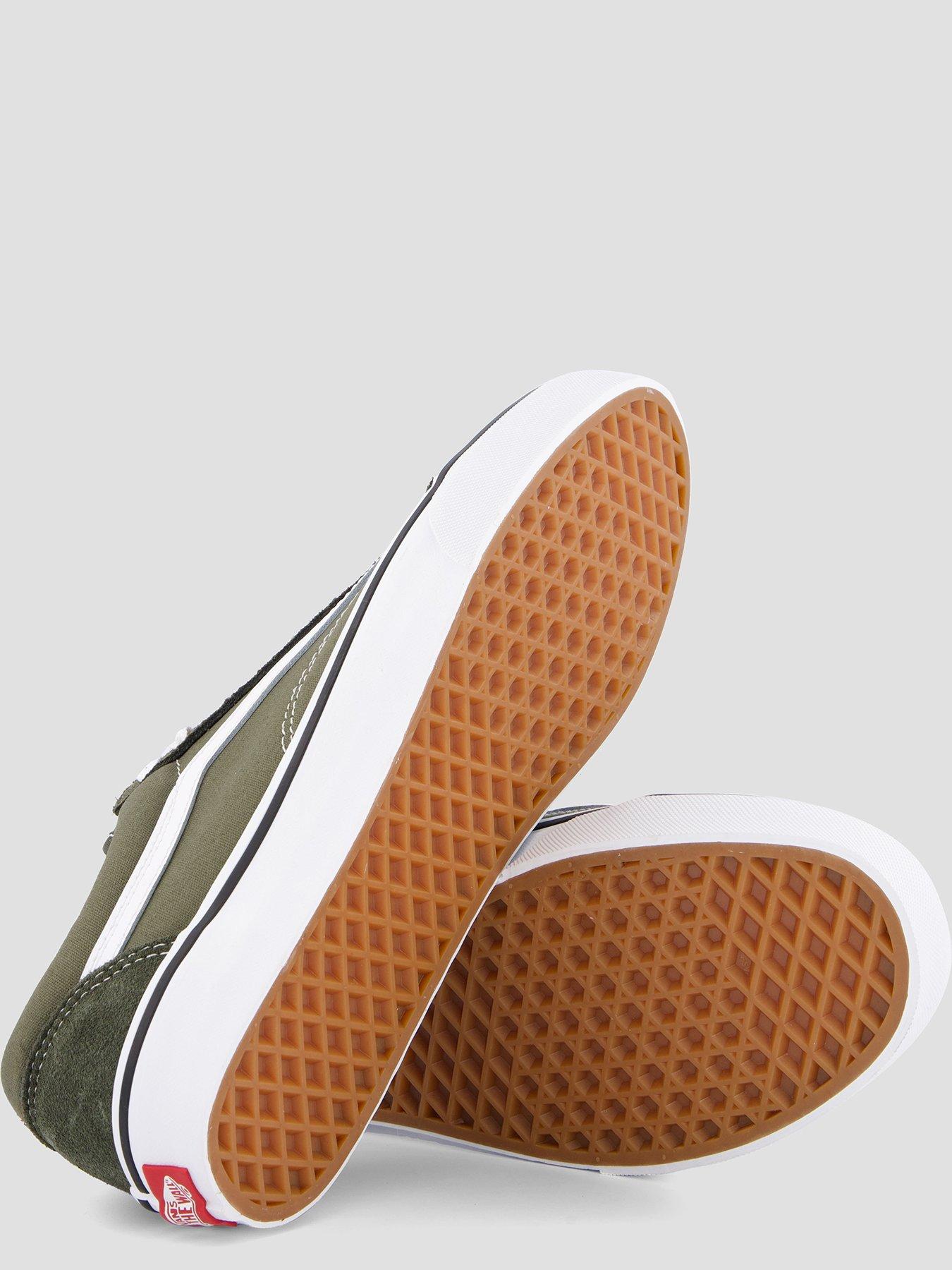 Image 4 of 7 of Vans Unisex Old Skool Canvas Shoes - Green