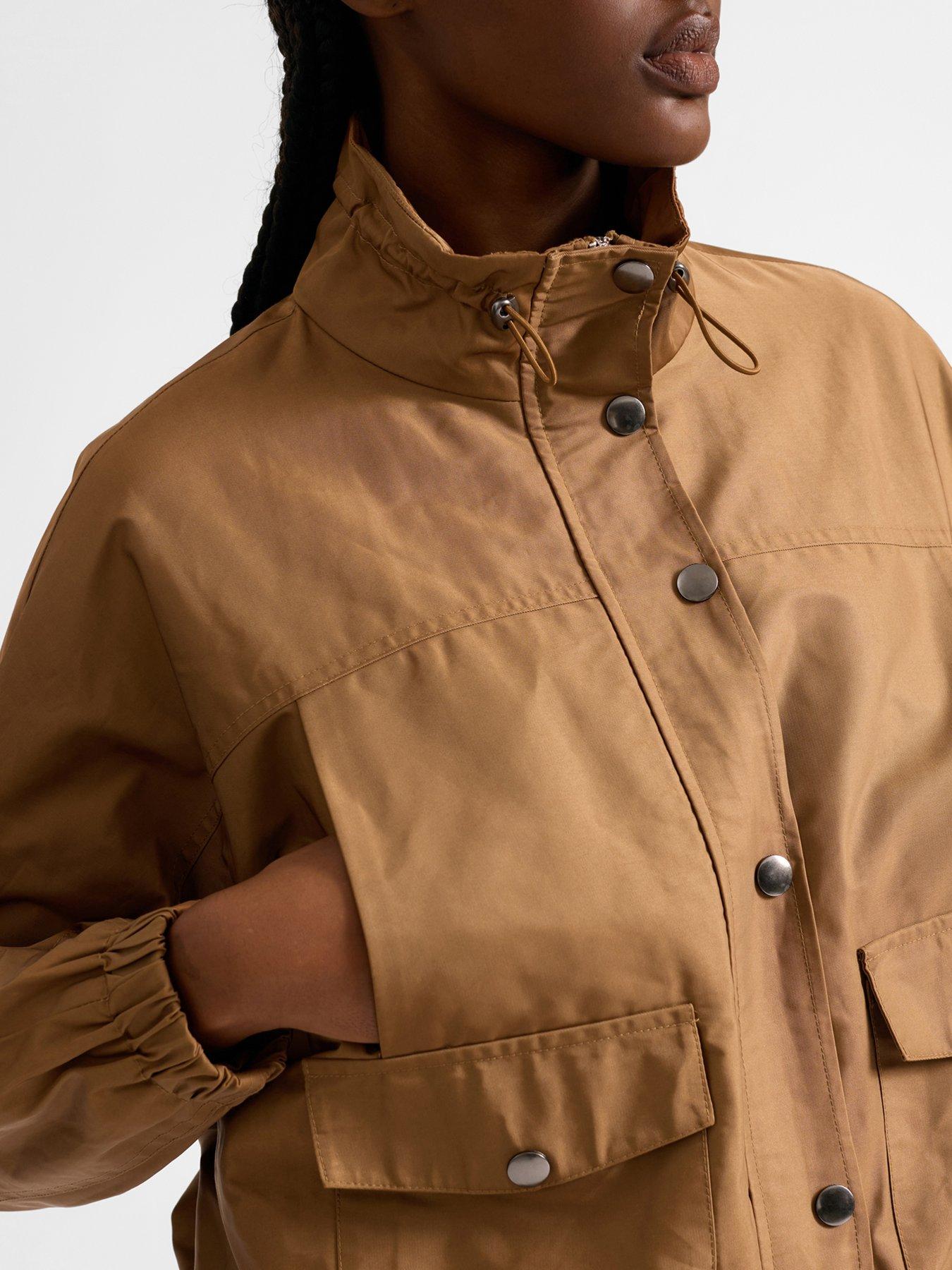 albaray-windbreaker-jacketoutfit