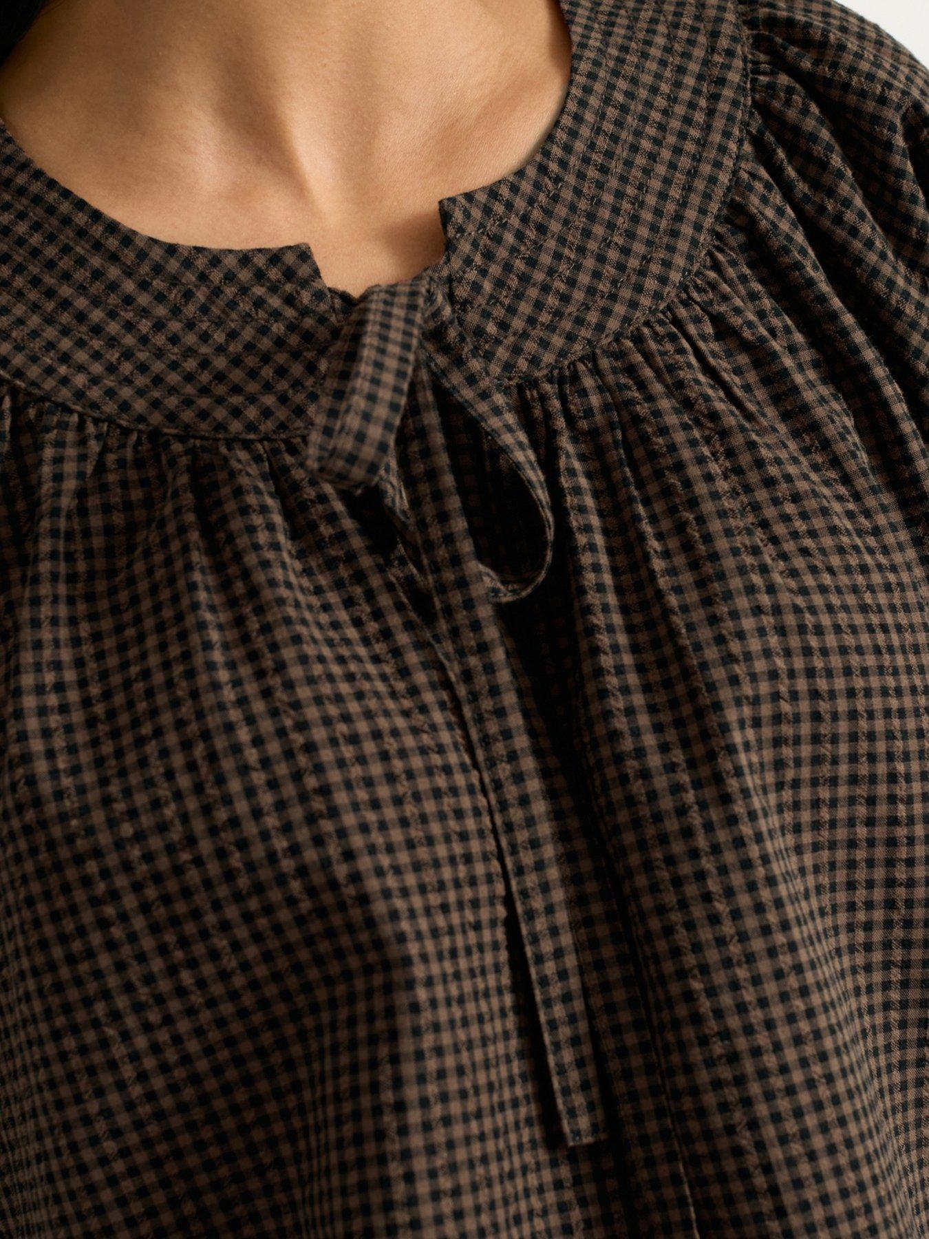 albaray-gingham-tie-neck-top-brownoutfit