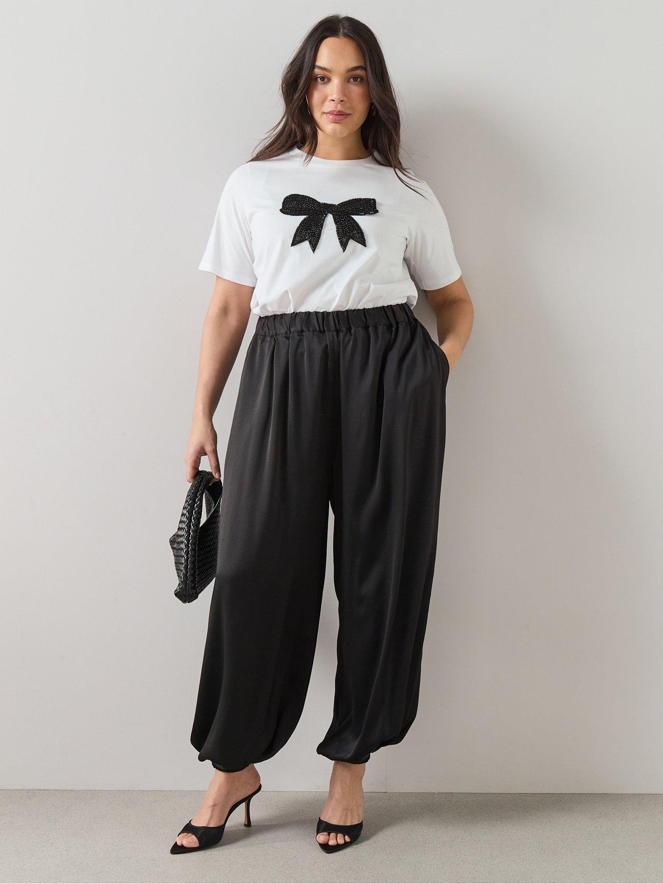 Image 3 of 7 of The Very Collection Curve Bow Embellished T-Shirt - White