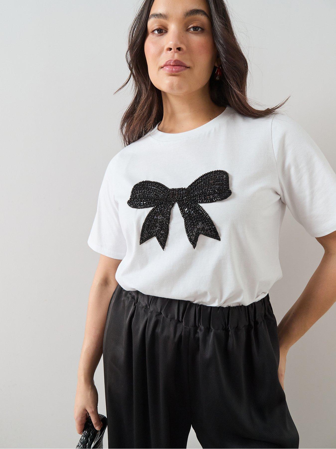 Image 4 of 7 of The Very Collection Curve Bow Embellished T-Shirt - White