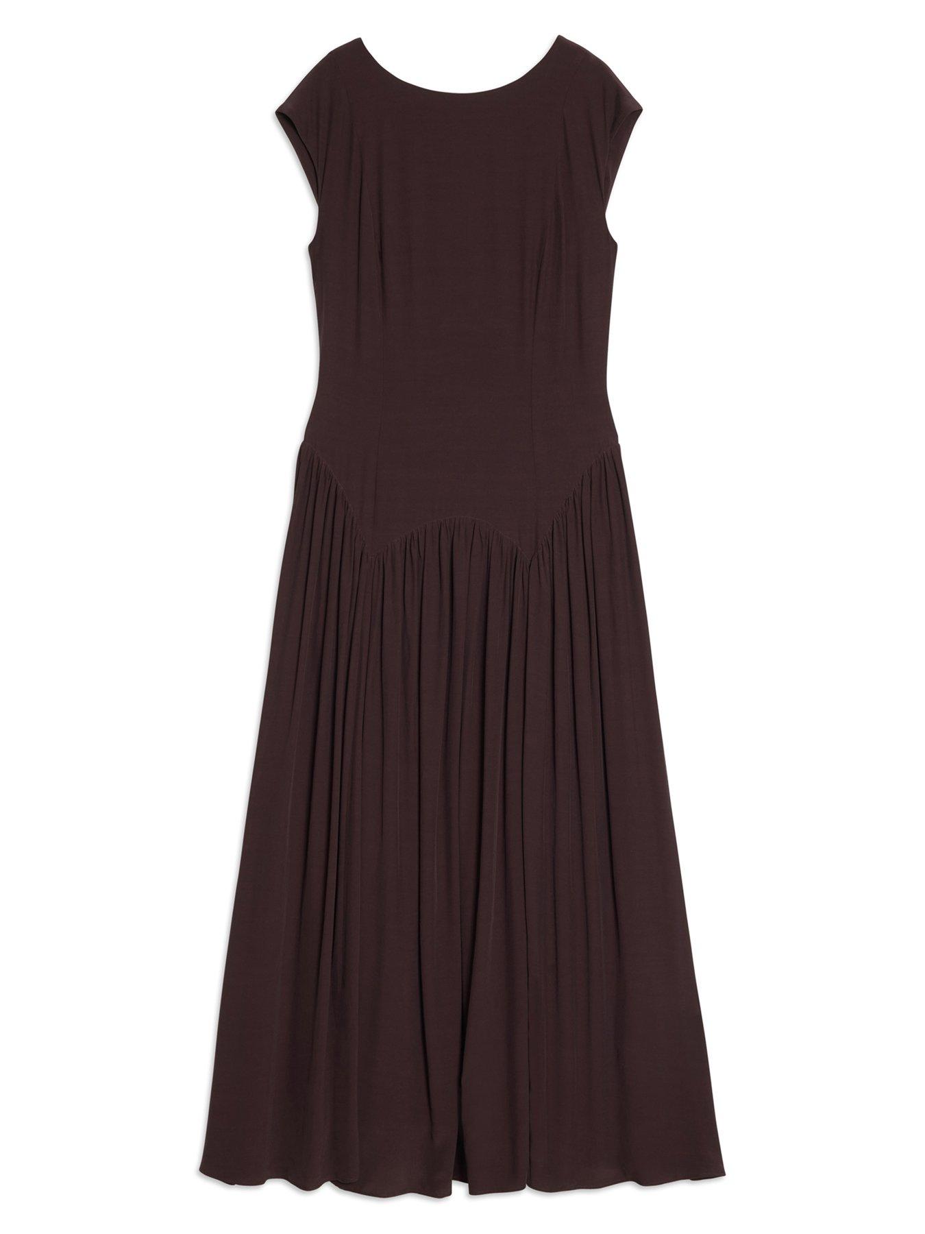 Image 6 of 6 of Albaray Dipped Drop Waist Maxi Dress