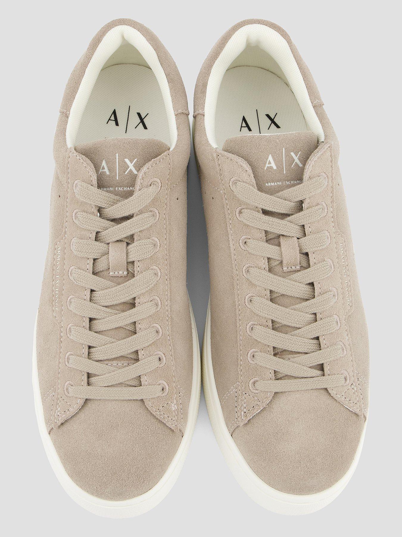 armani-exchange-suede-cupsole-trainer-beigeoutfit