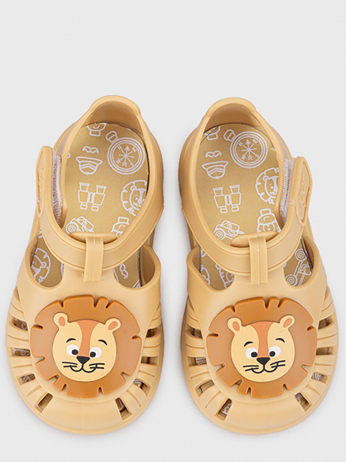 igor-tobby-leo-sandal-brownoutfit
