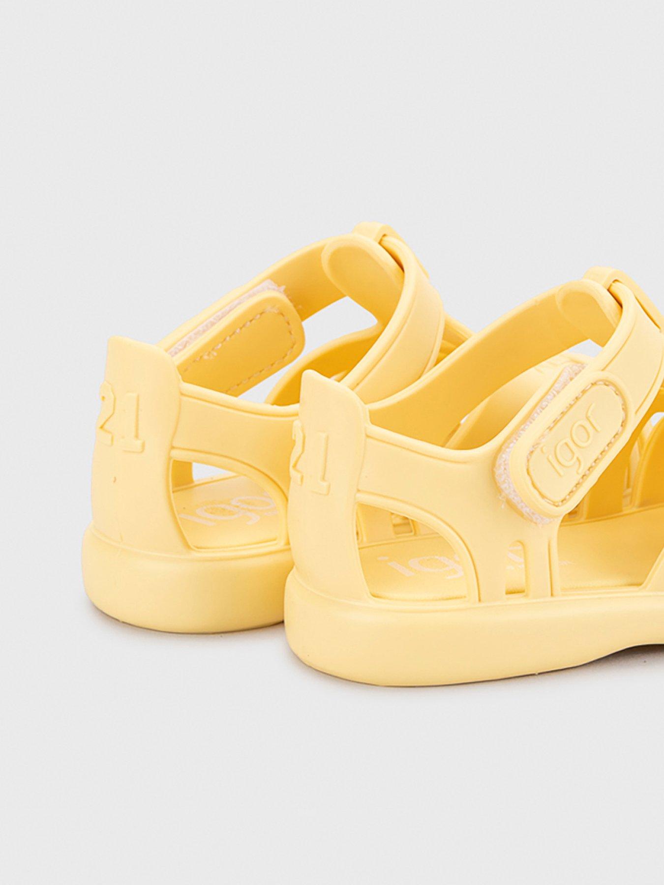 igor-tobby-solid-sandal-yellowback