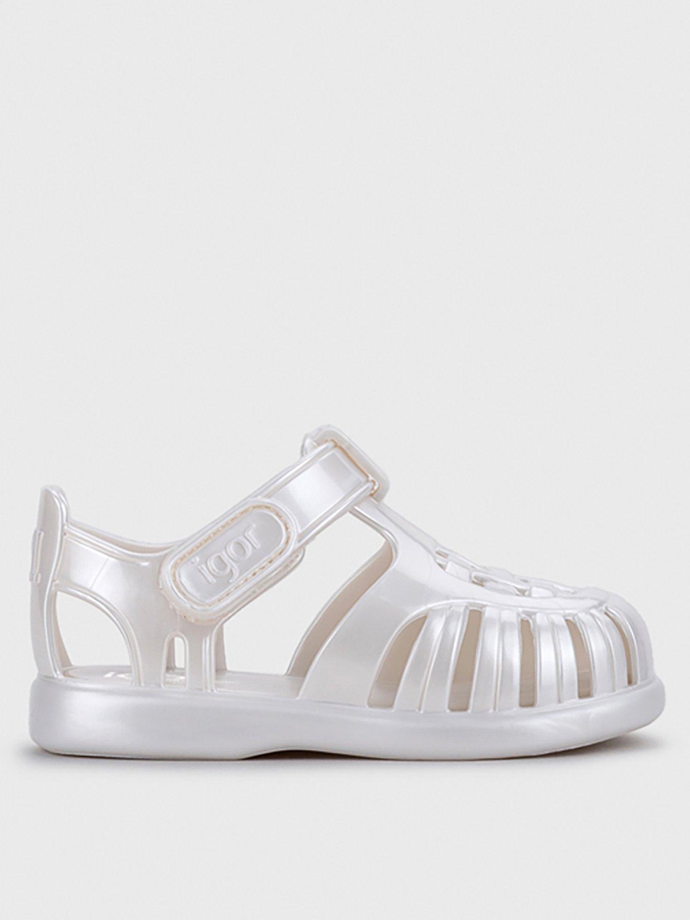 igor-tobby-nacar-sandal-whitefront