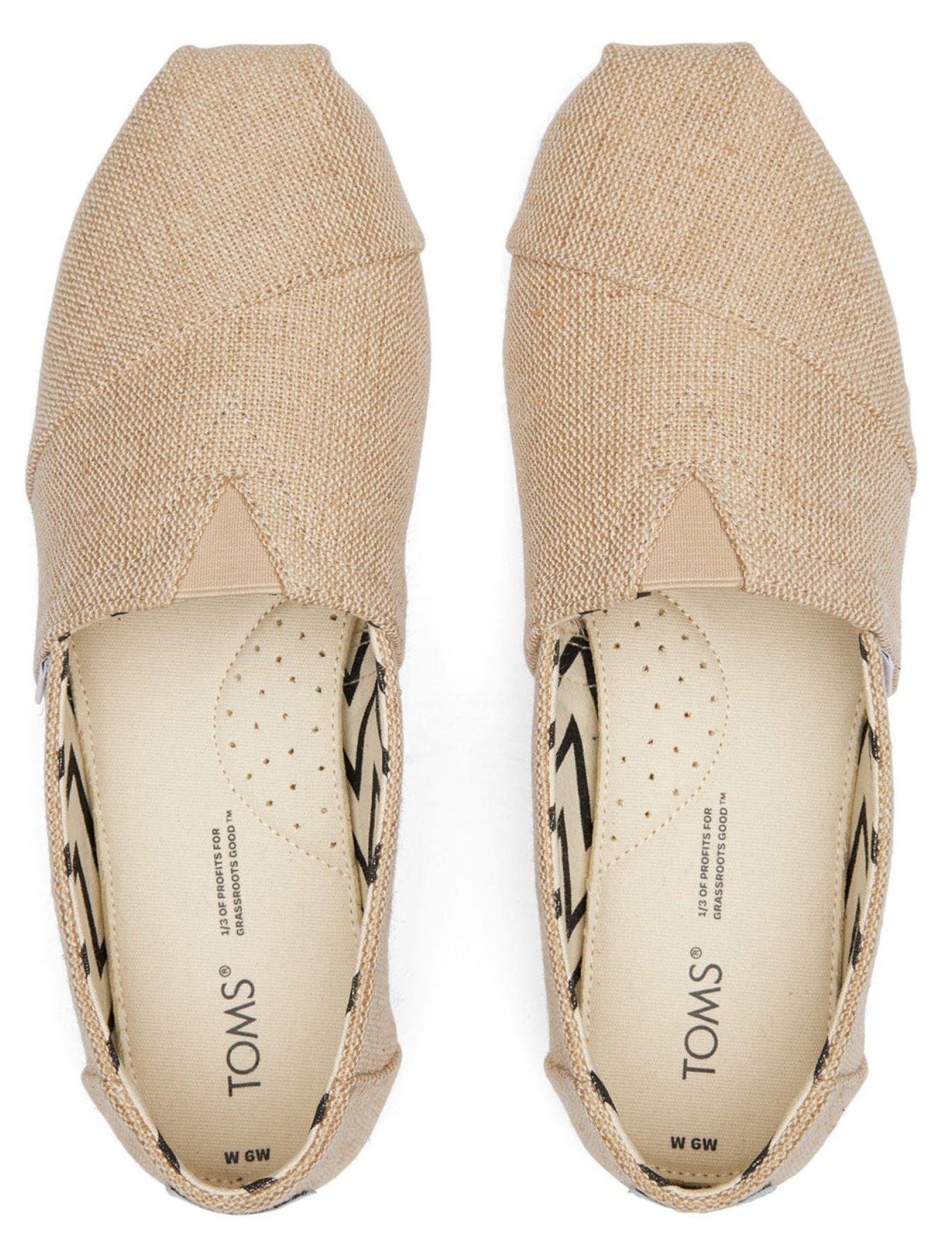 Image 4 of 5 of TOMS Alpargata Classic
