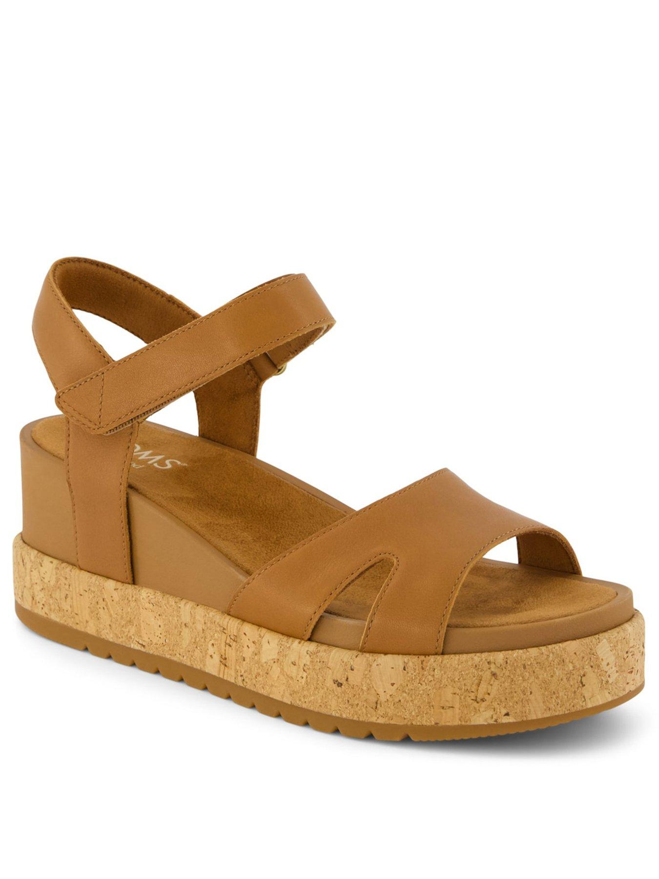 toms-alanastillFront