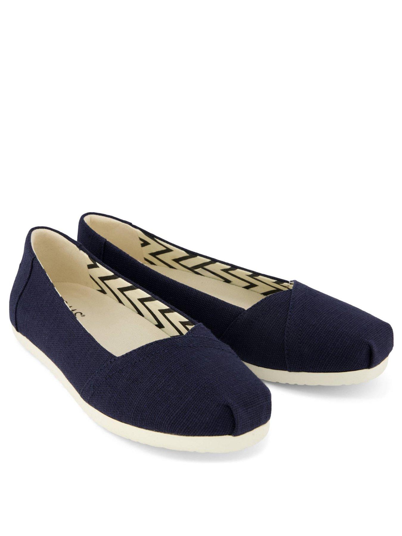 toms-alpargata-balletstillFront