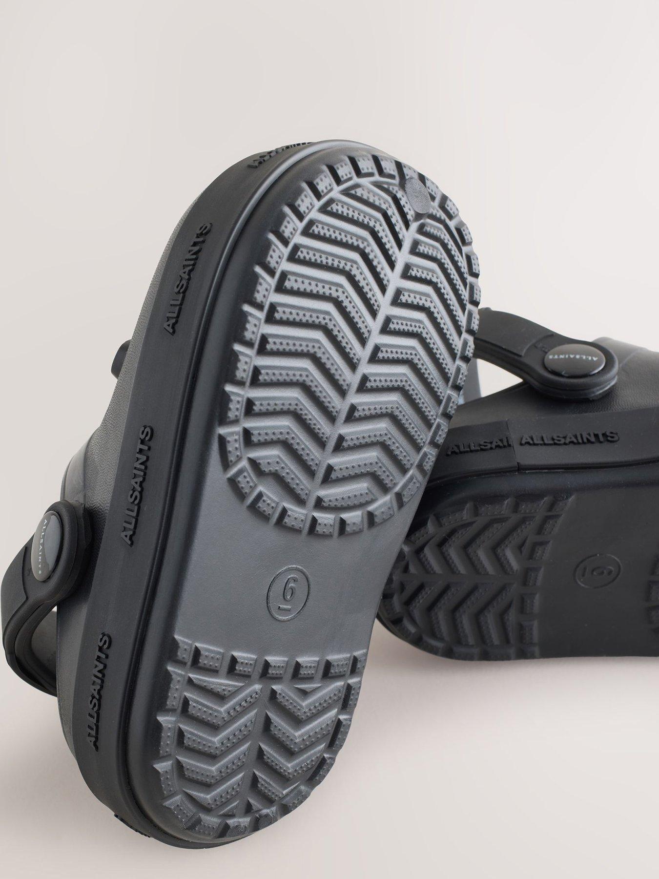smallsaints-younger-boys-underground-clogs-blackdetail