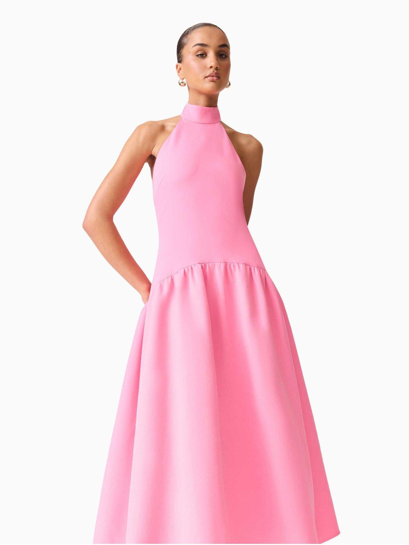 elliatt-nolana-midi-dressoutfit