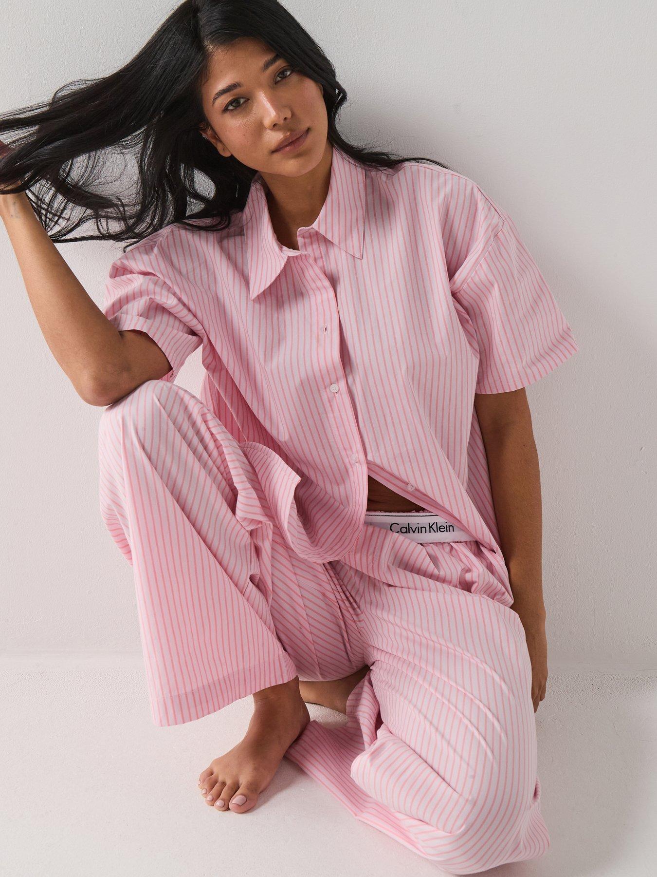 Image 6 of 6 of Calvin Klein Ss Shirt Pant Set