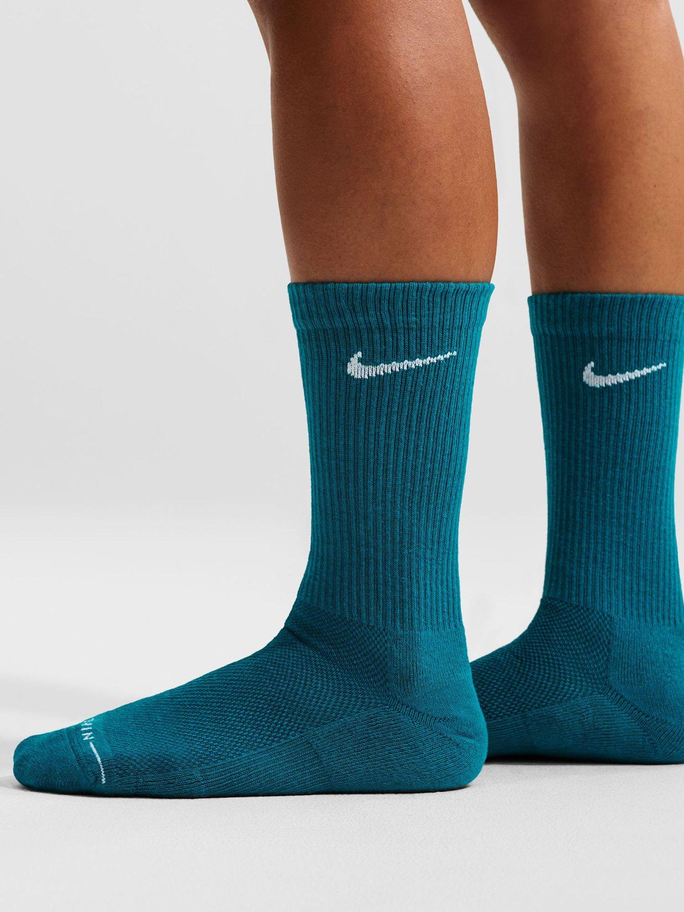 Image 2 of 6 of Nike Unisex Everyday Elevated Crew Socks (6 Pack) - Assorted