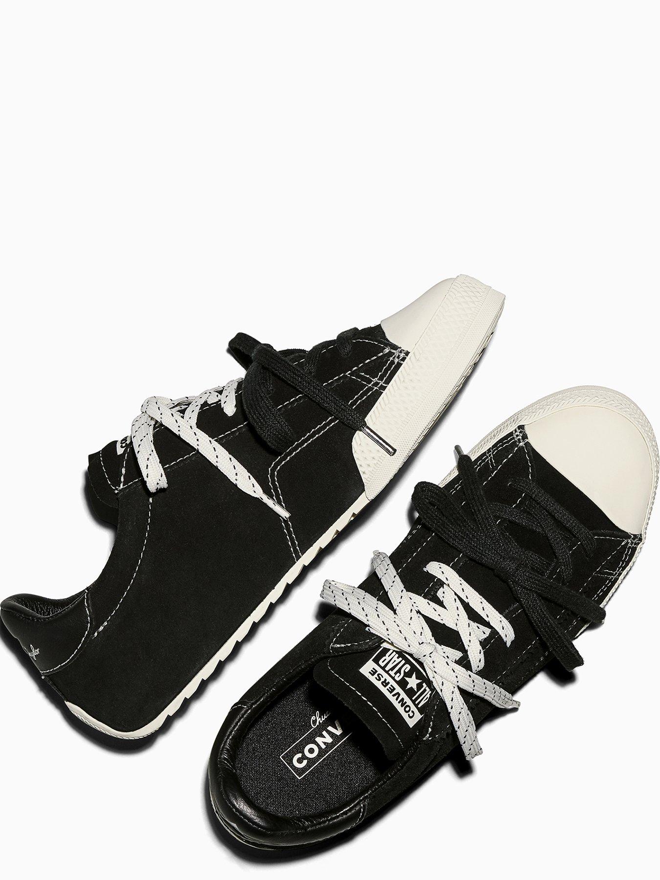 converse-womens-chuck-taylor-lo-trainers-blackoutfit