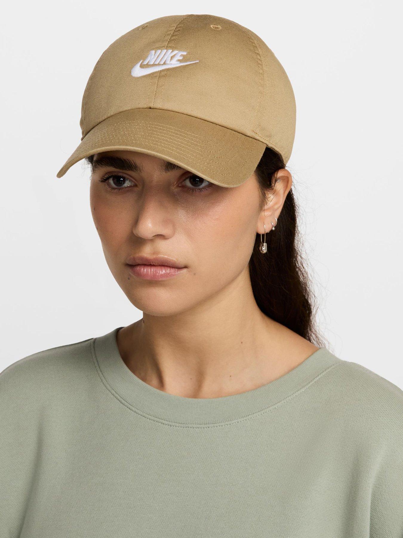 Nike Unisex Club Unstructured Futura Wash Cap - Beige