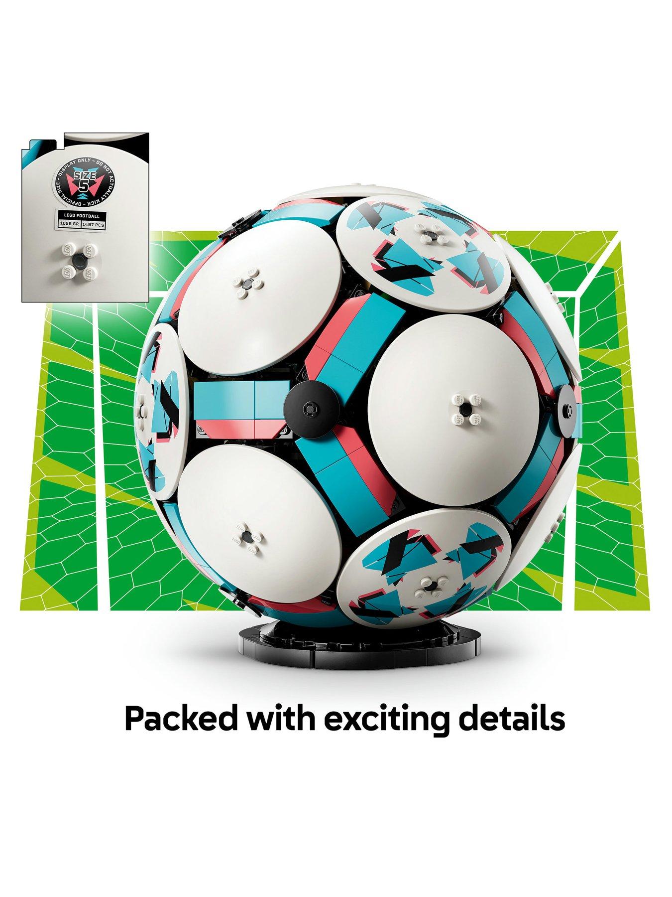 lego-football-3d-display-model-building-kit-43019outfit